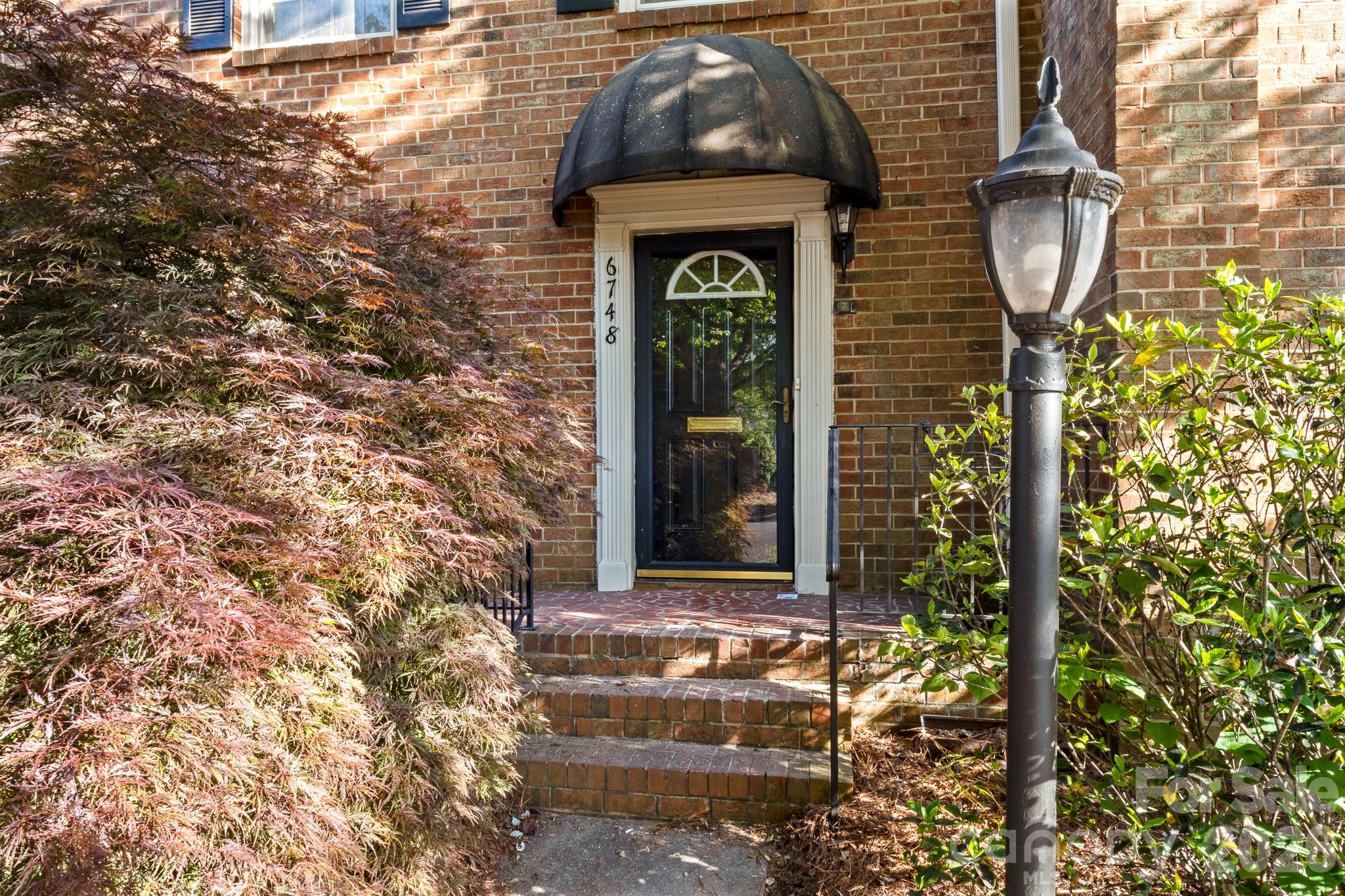 6748 Constitution Lane — Charlotte