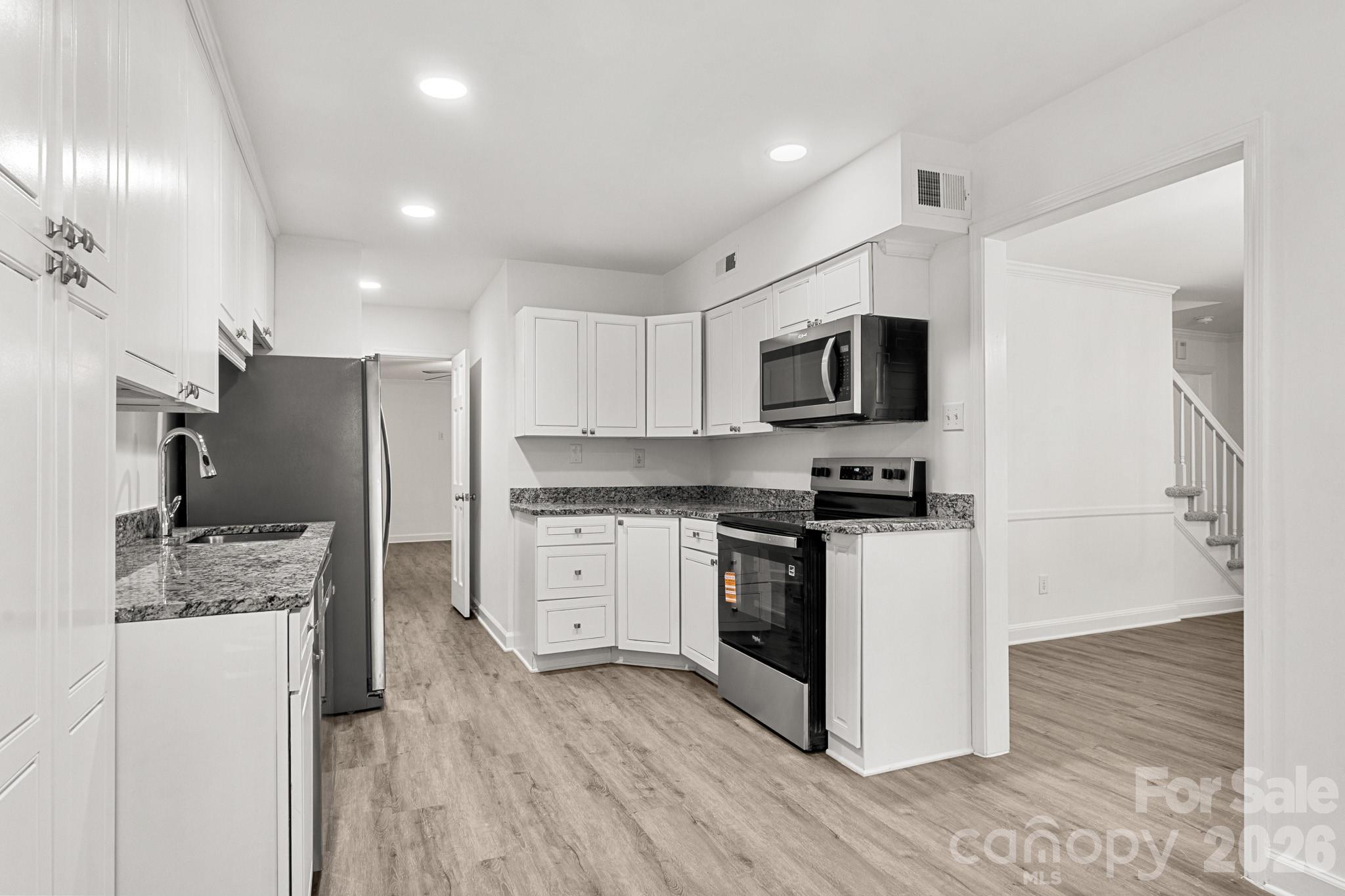 6748 Constitution Lane — Charlotte