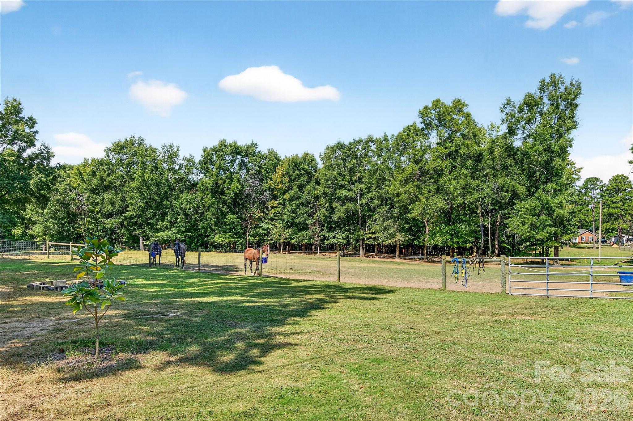 205 Airport Road — Monroe