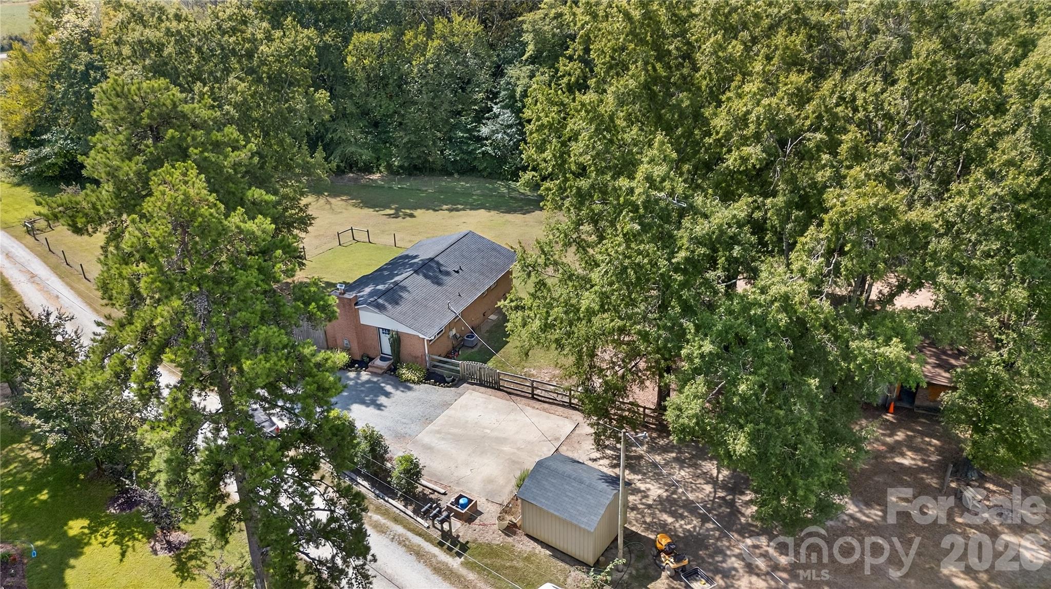 205 Airport Road — Monroe