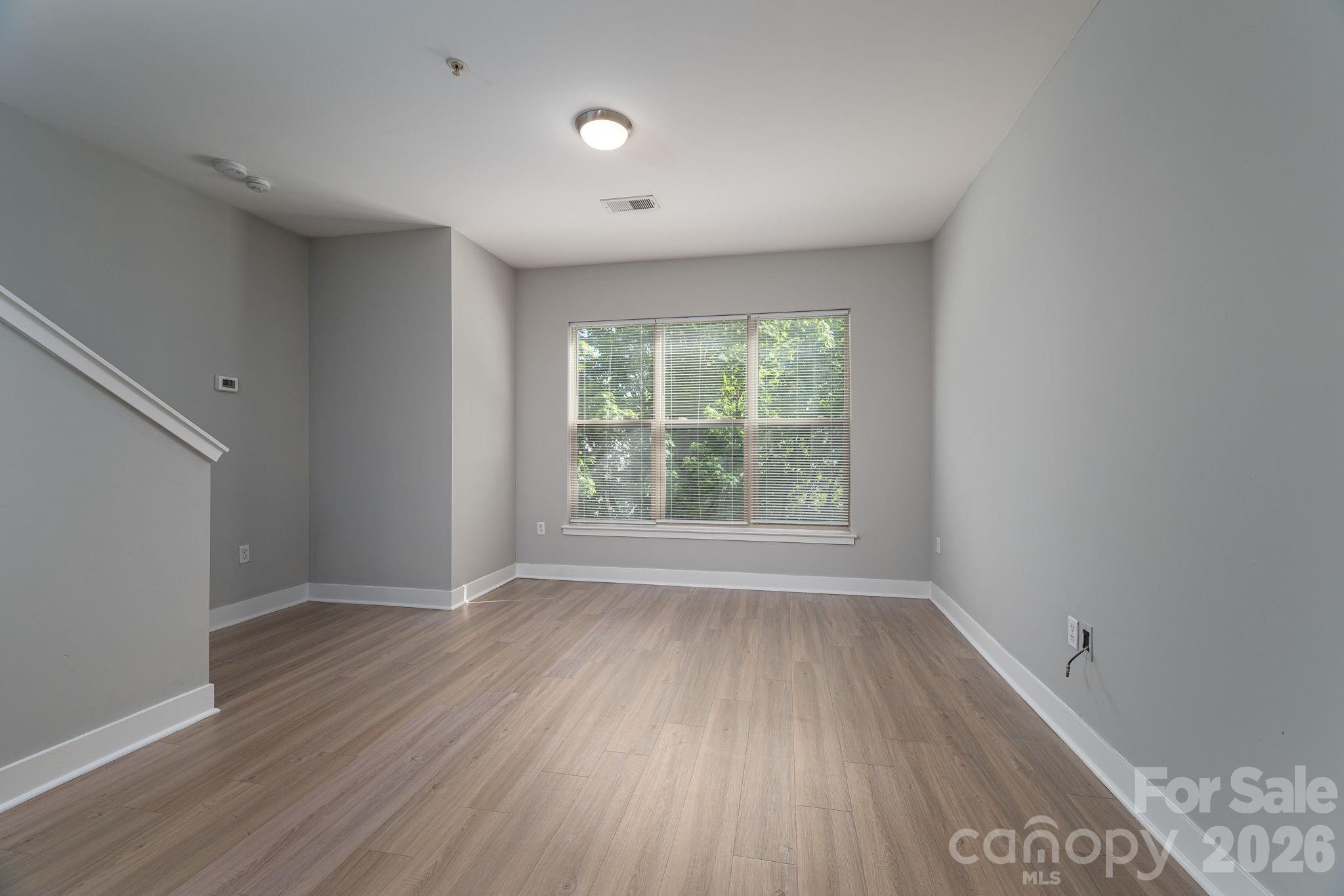 1012 Skyline View Way — Charlotte