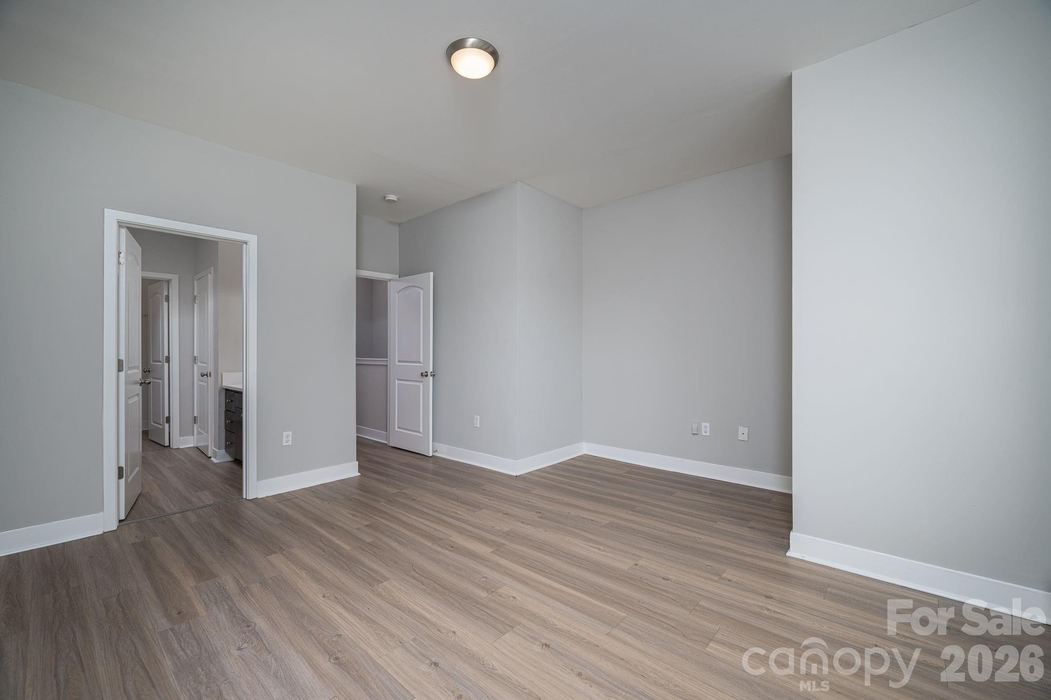 1012 Skyline View Way — Charlotte