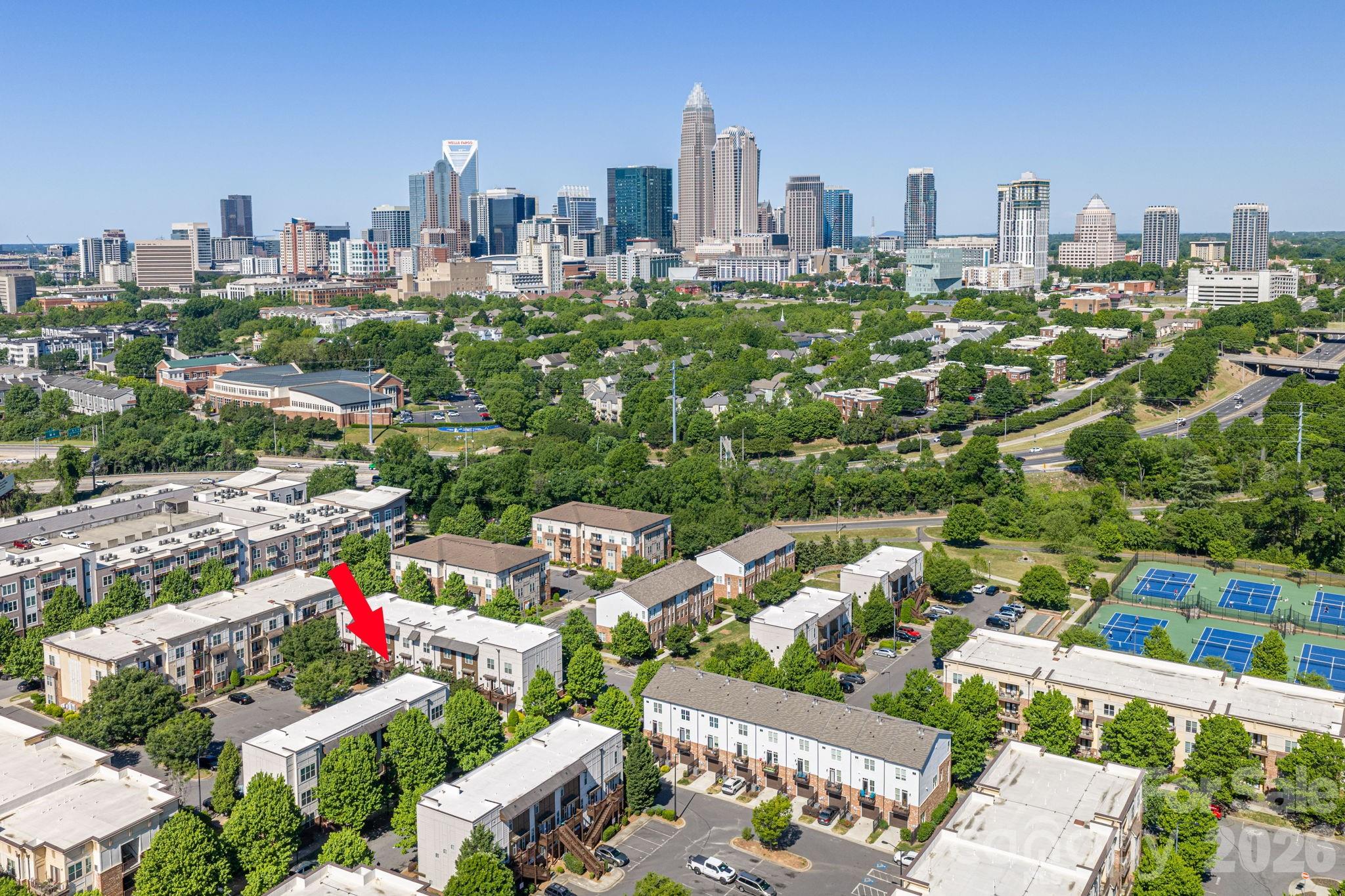 1012 Skyline View Way — Charlotte