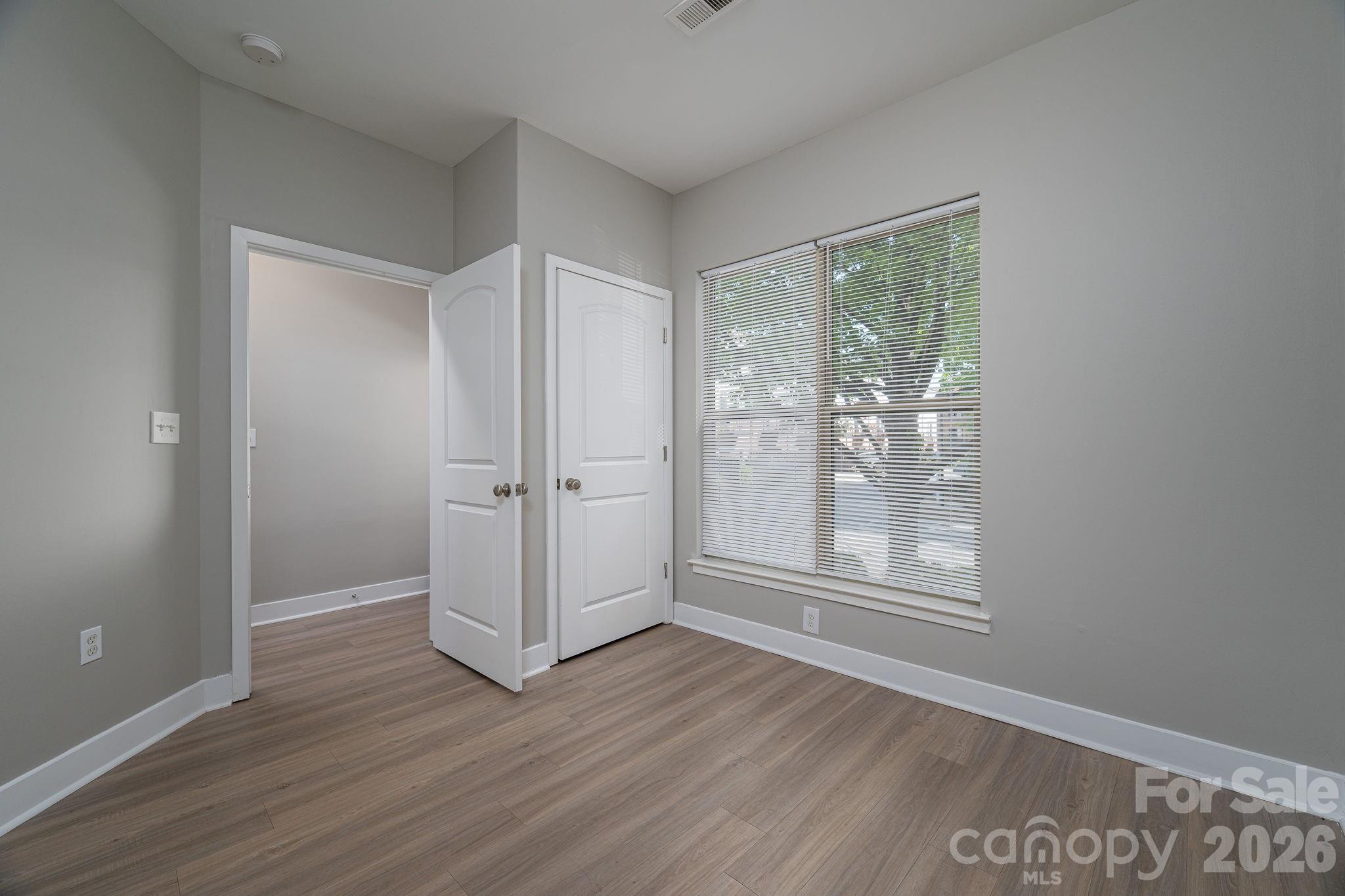 1012 Skyline View Way — Charlotte