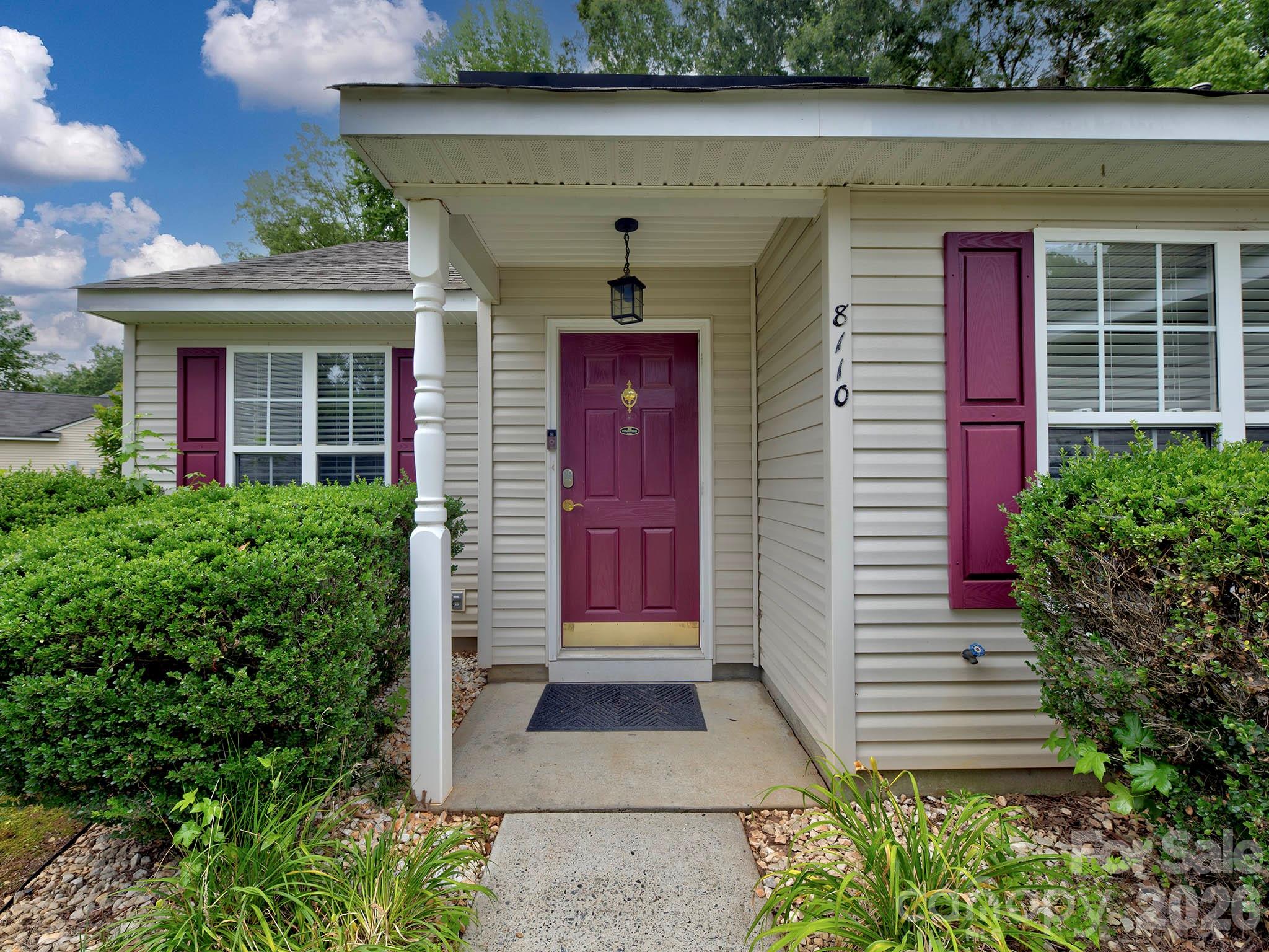 8110 Slickrock Circle — Charlotte