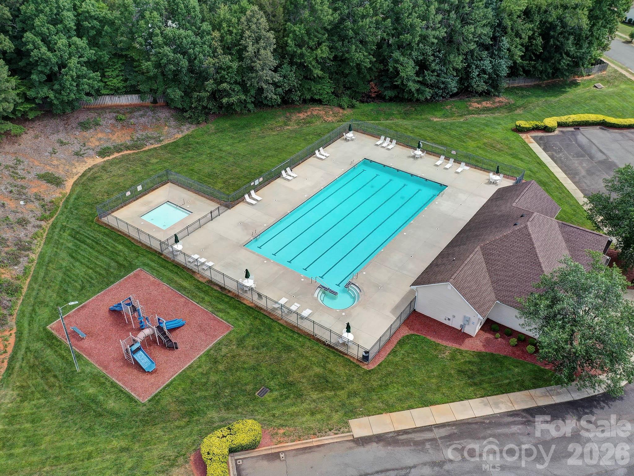 8110 Slickrock Circle — Charlotte