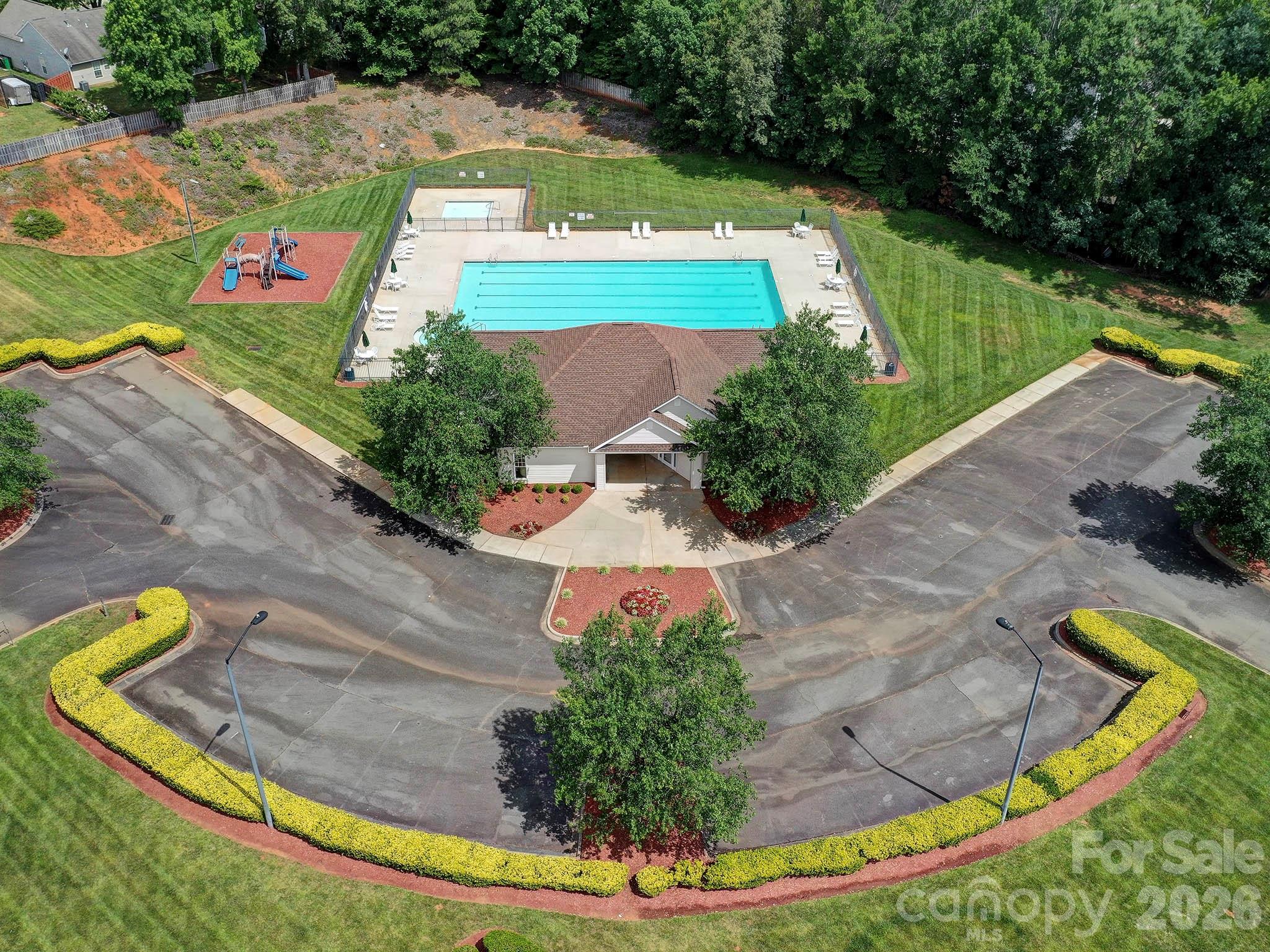 8110 Slickrock Circle — Charlotte