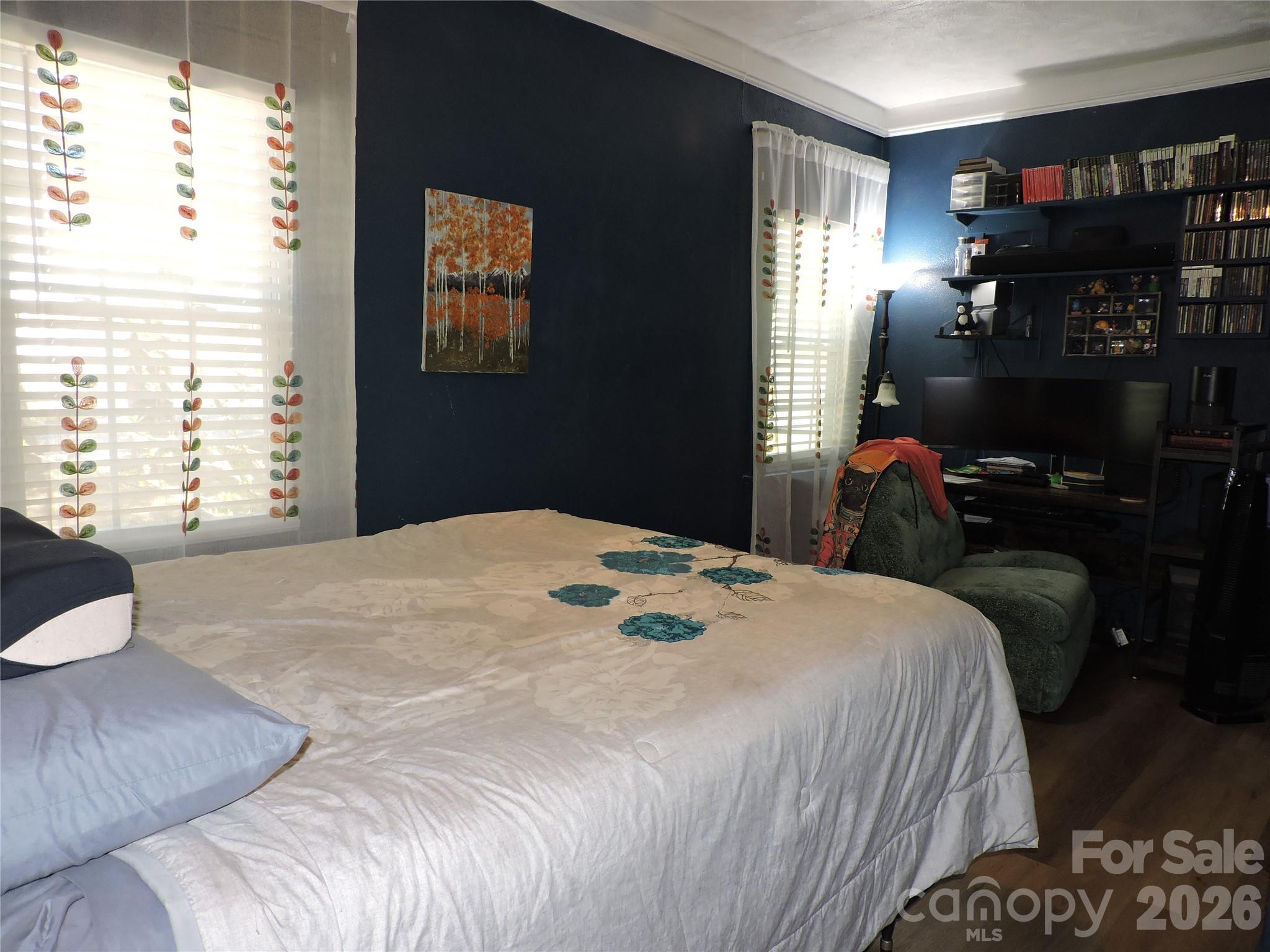 4 Carter Road — Weaverville