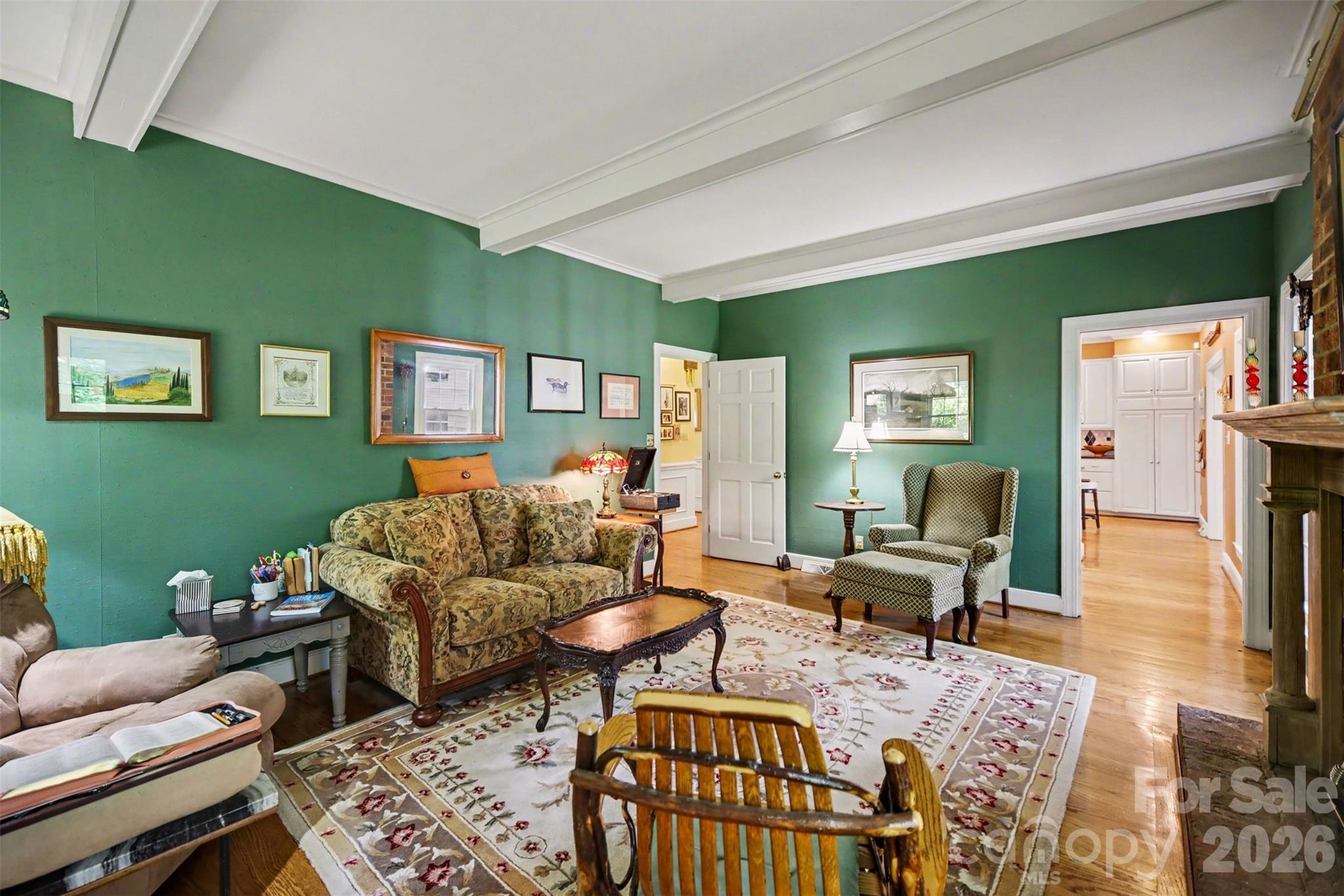 814 S Main Street — Mount Holly