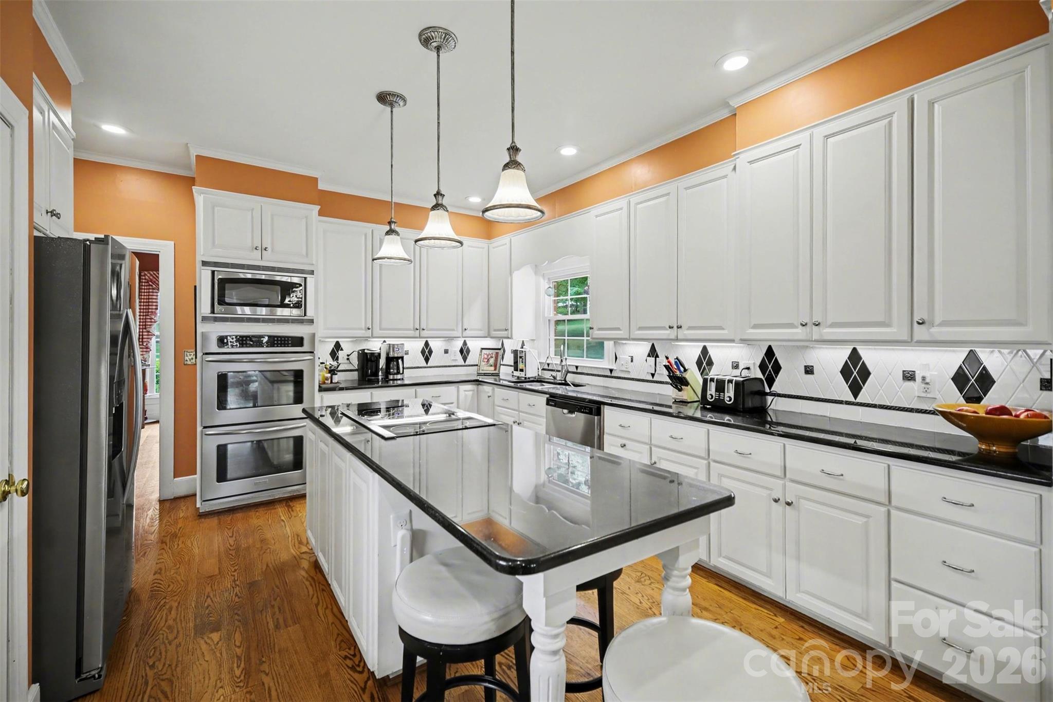 814 S Main Street — Mount Holly