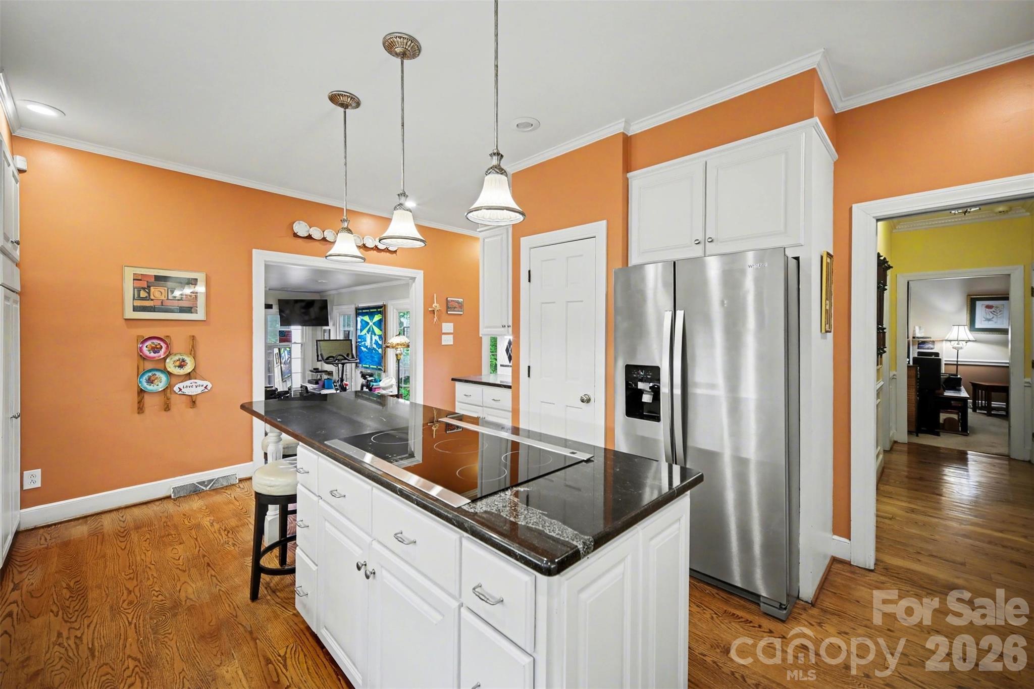 814 S Main Street — Mount Holly