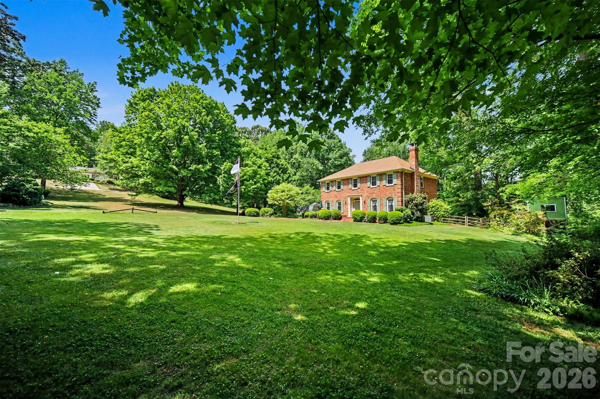814 S Main Street — Mount Holly