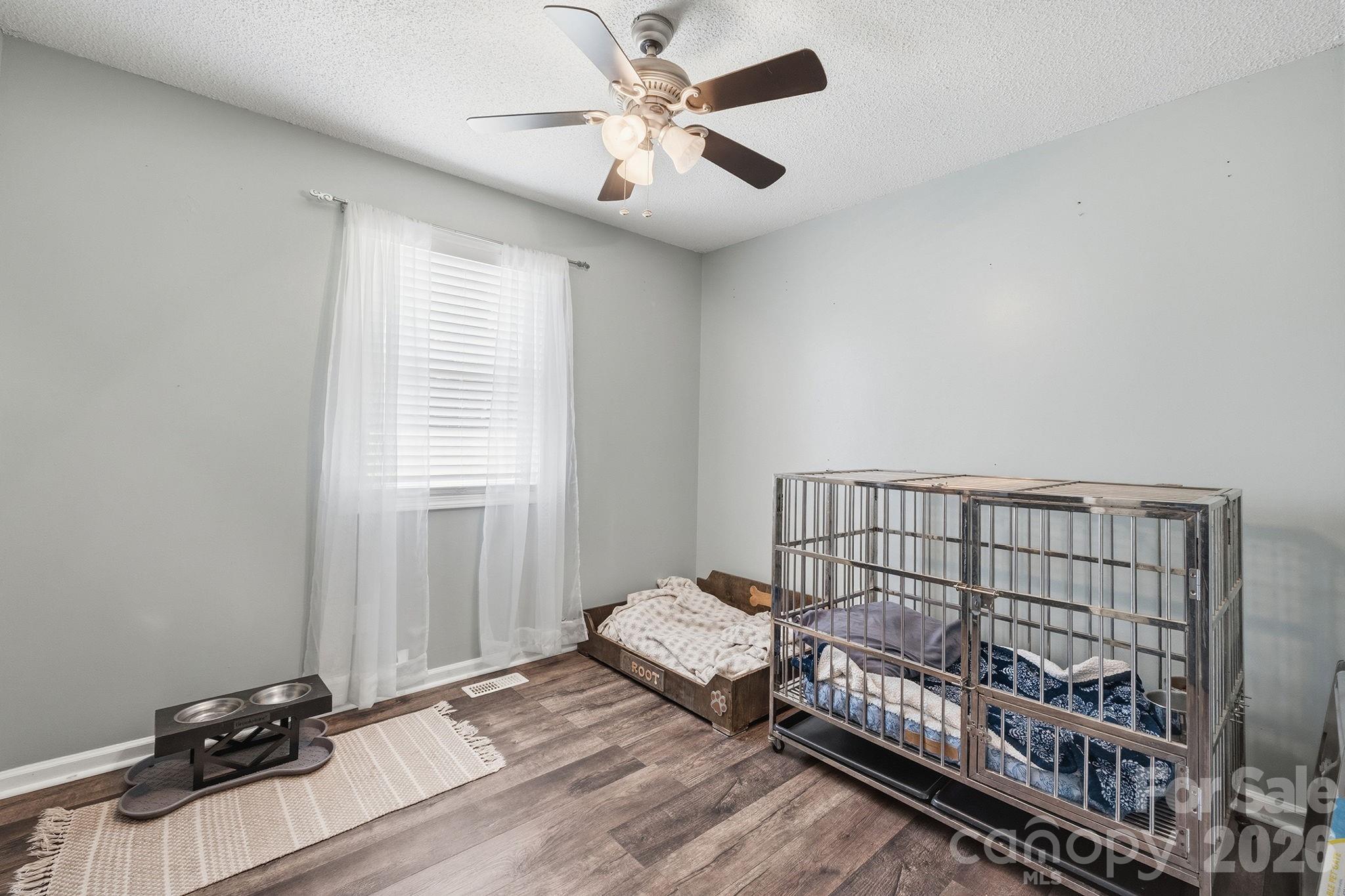 2050 16th Avenue Place SW — Hickory