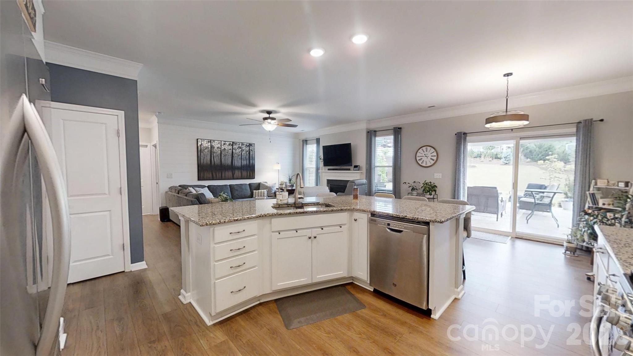 5339 Pembrey Drive — Denver