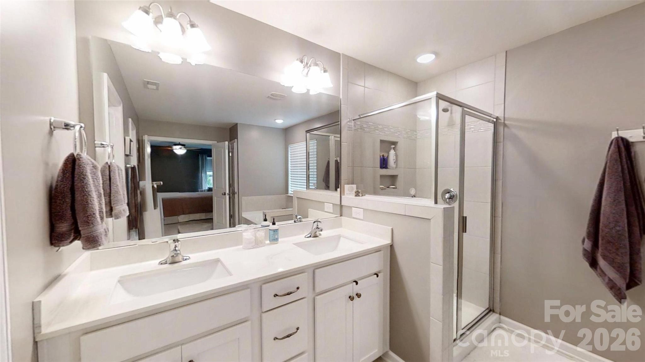 5339 Pembrey Drive — Denver
