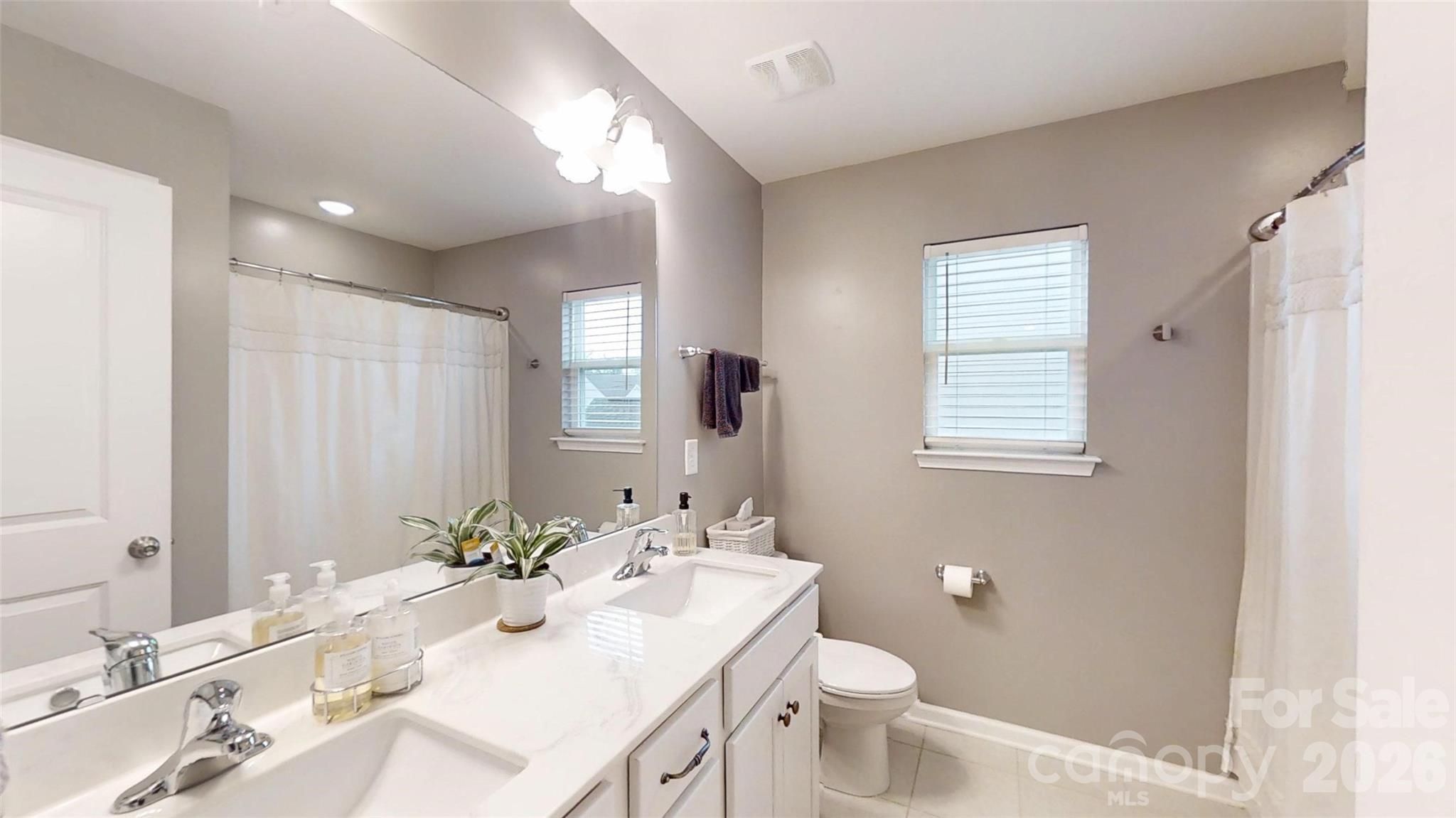 5339 Pembrey Drive — Denver