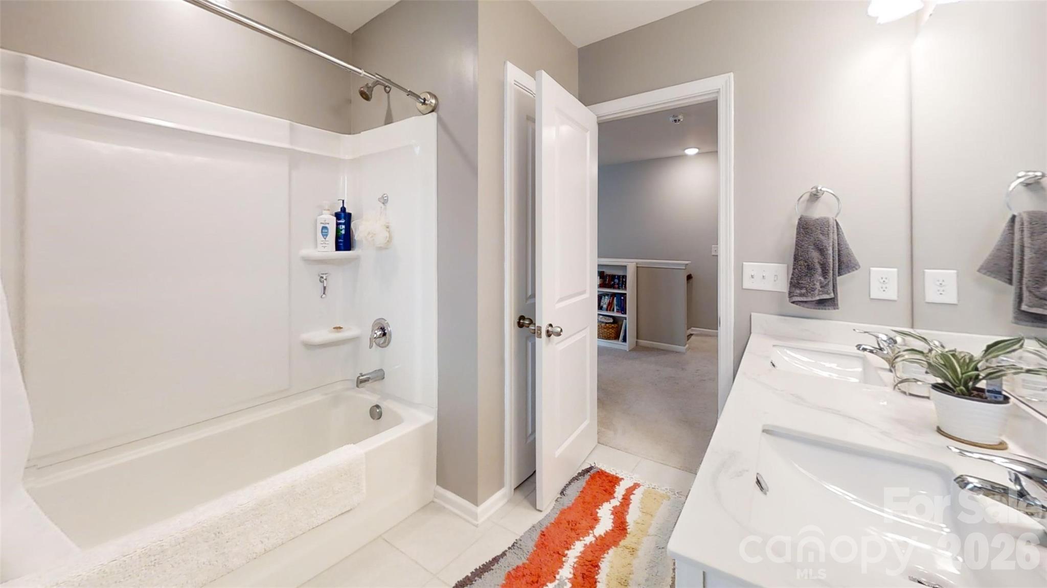 5339 Pembrey Drive — Denver