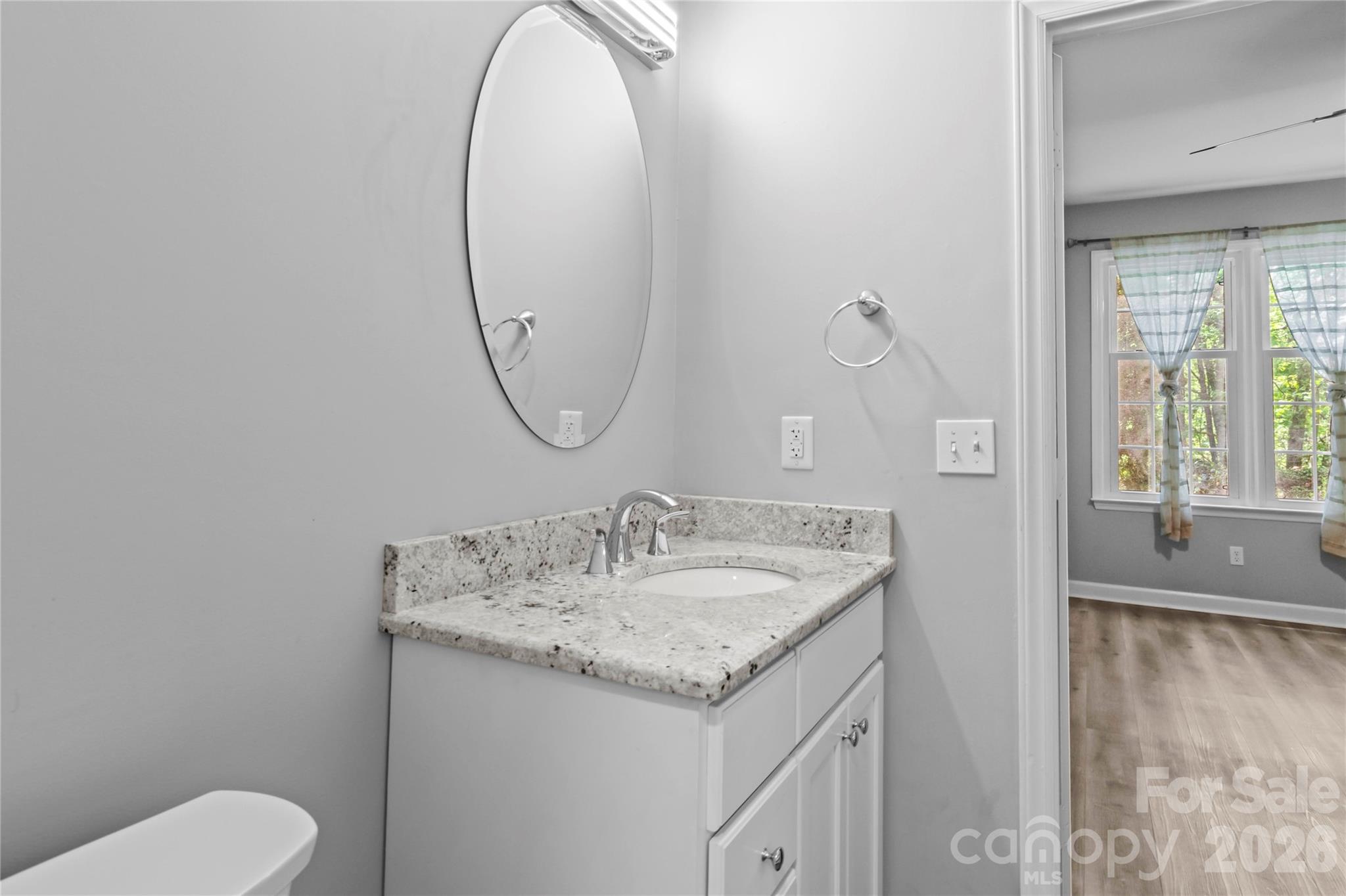 376 Meadows Circle — Winston Salem