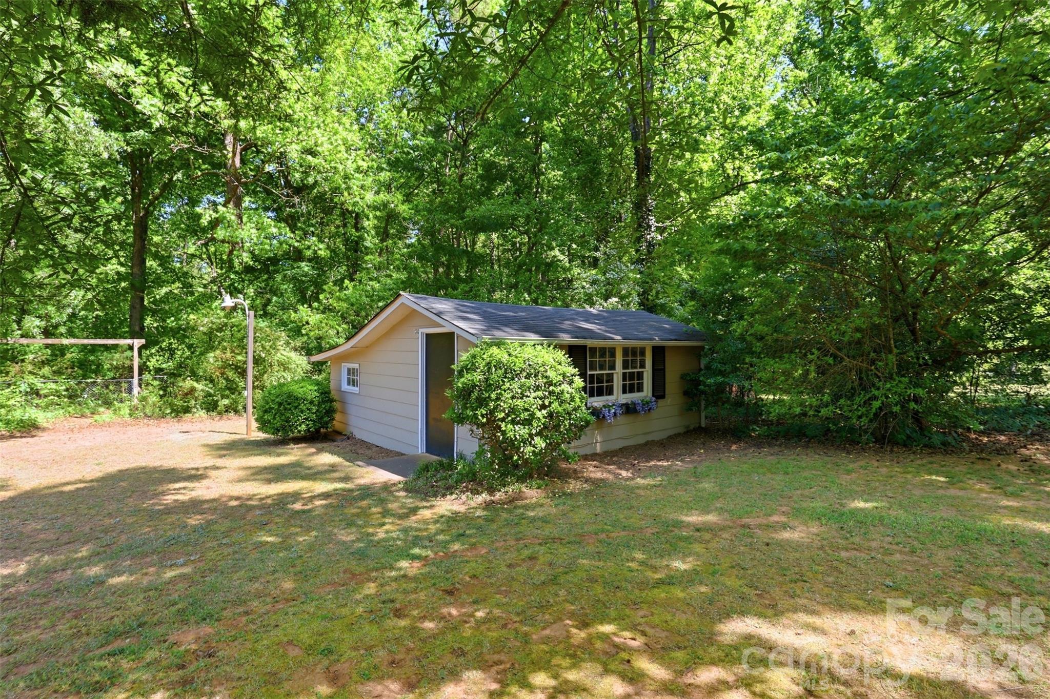 119 Essaw Road — Waxhaw