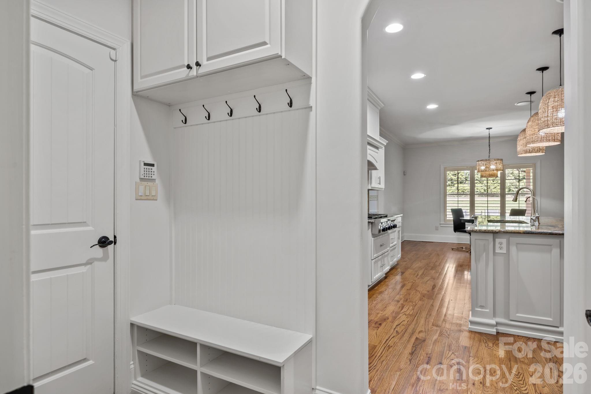 320 Barber Loop — Mooresville