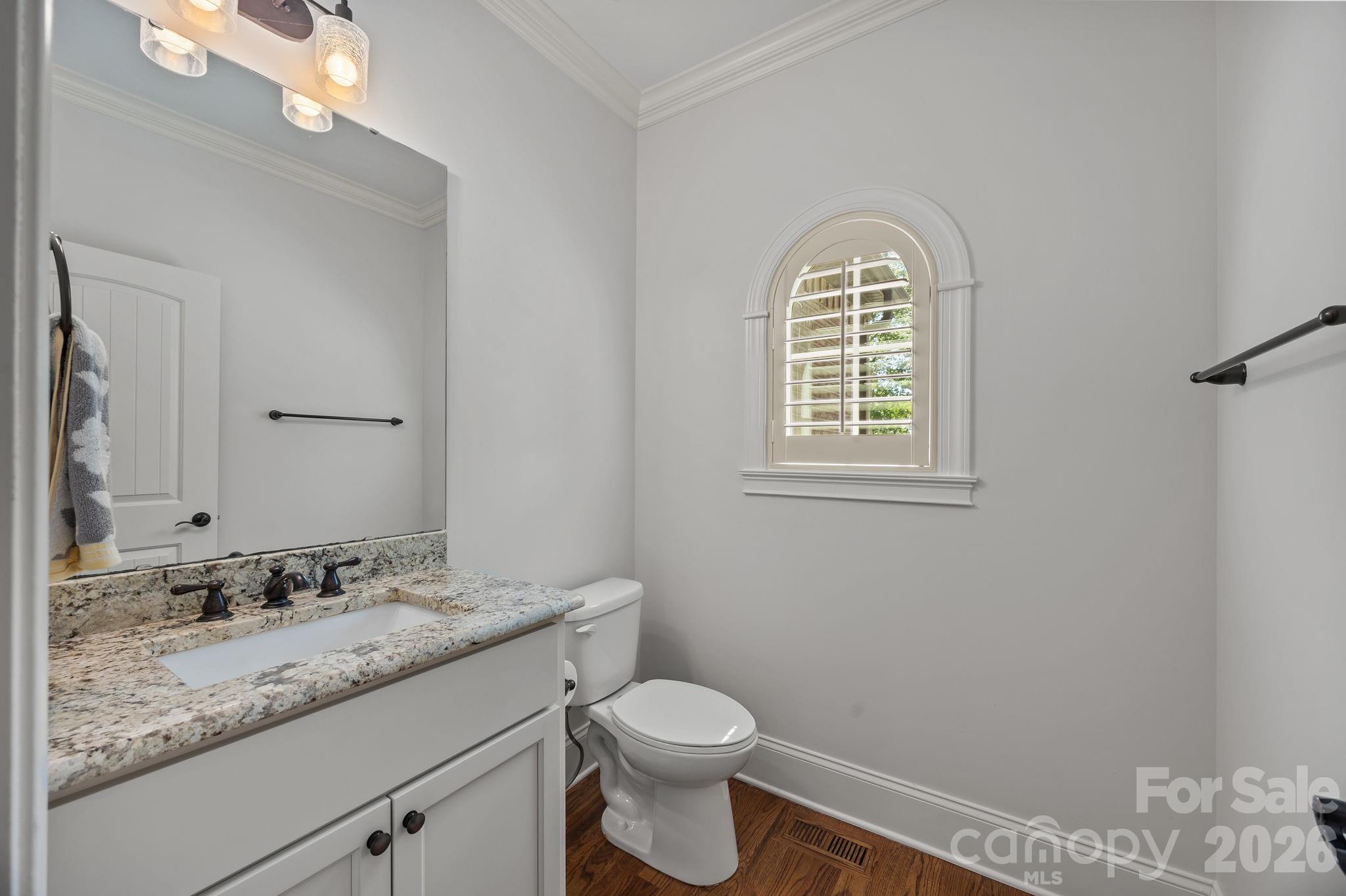 320 Barber Loop — Mooresville