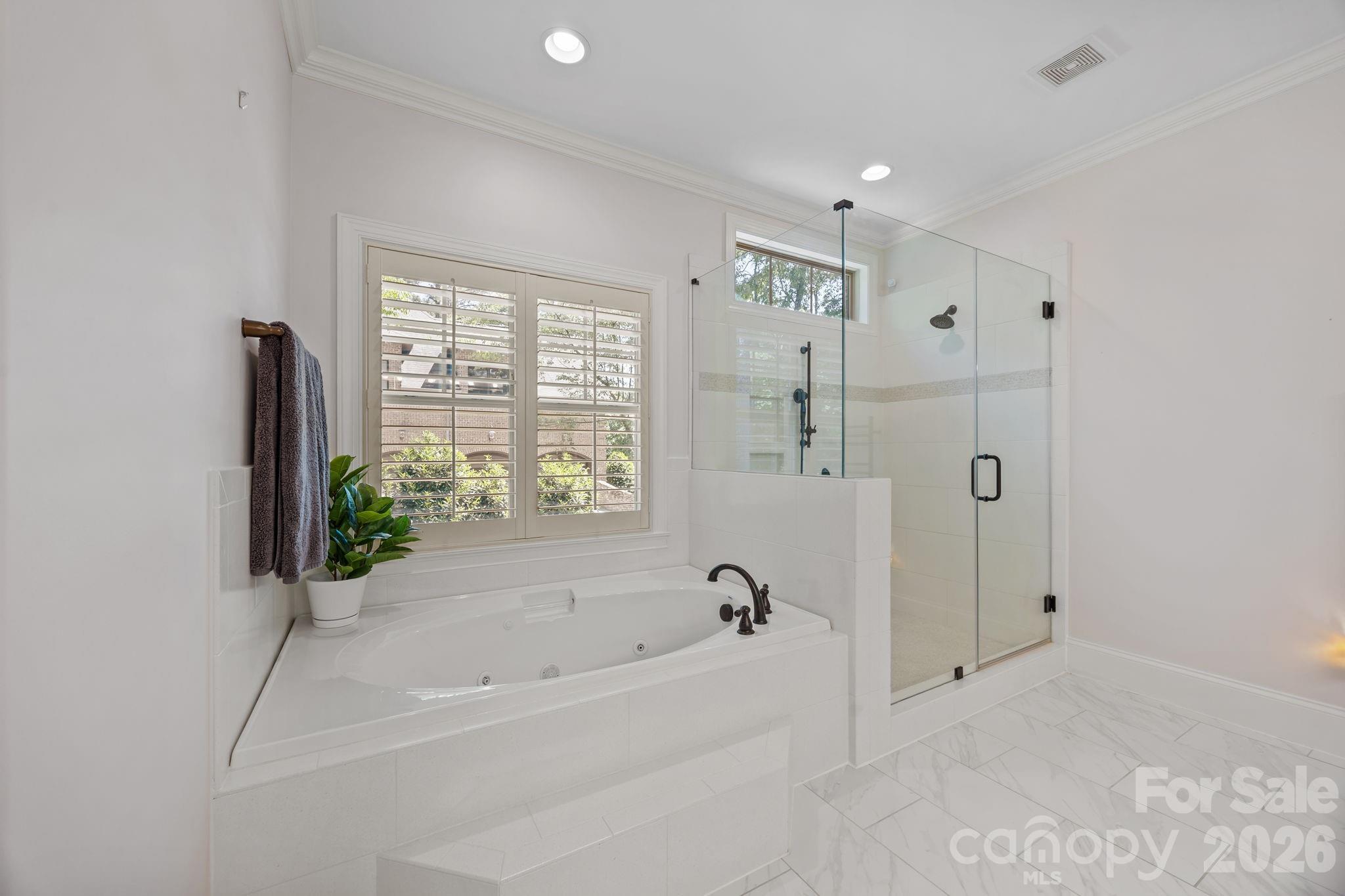 320 Barber Loop — Mooresville