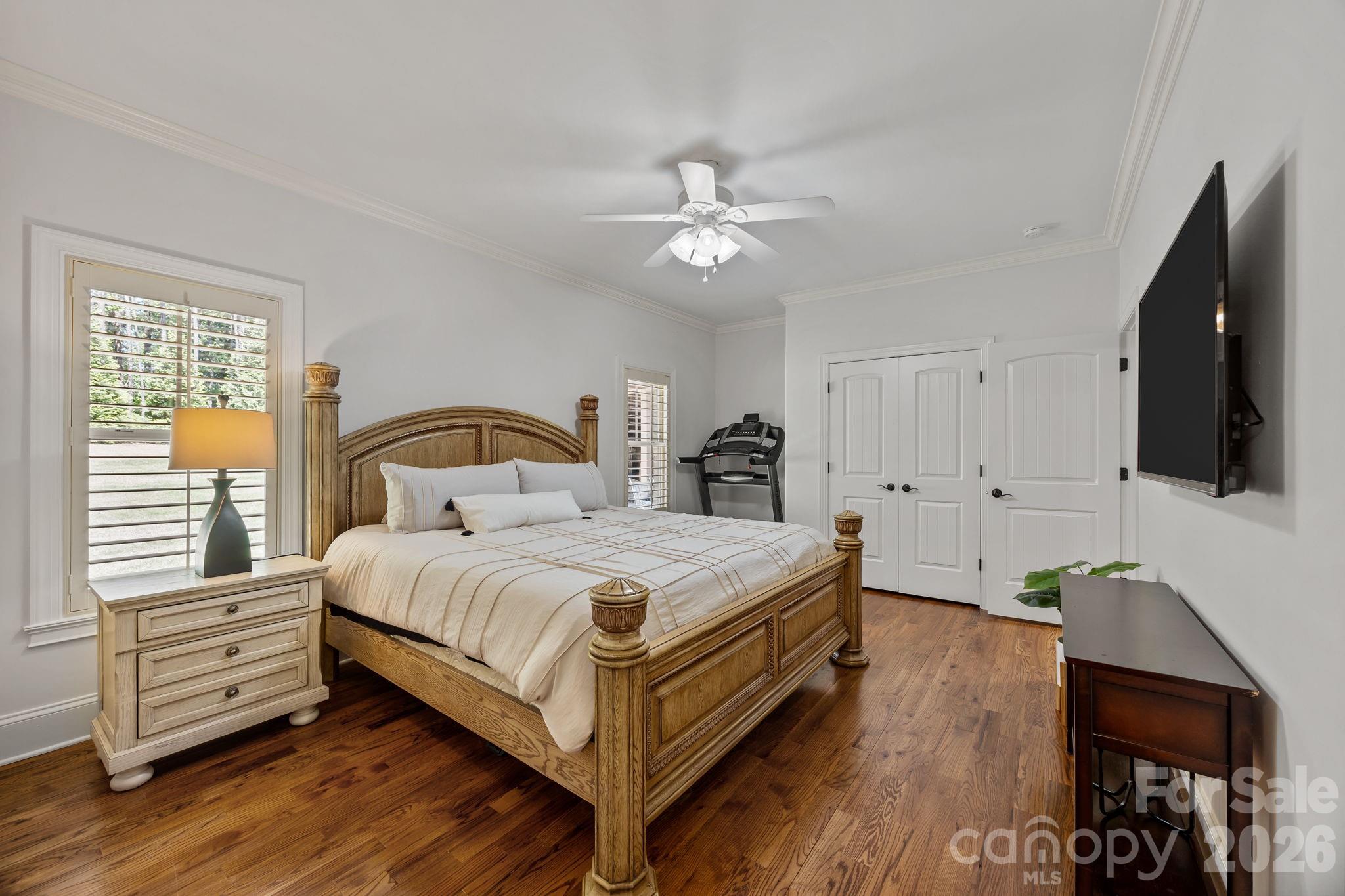 320 Barber Loop — Mooresville