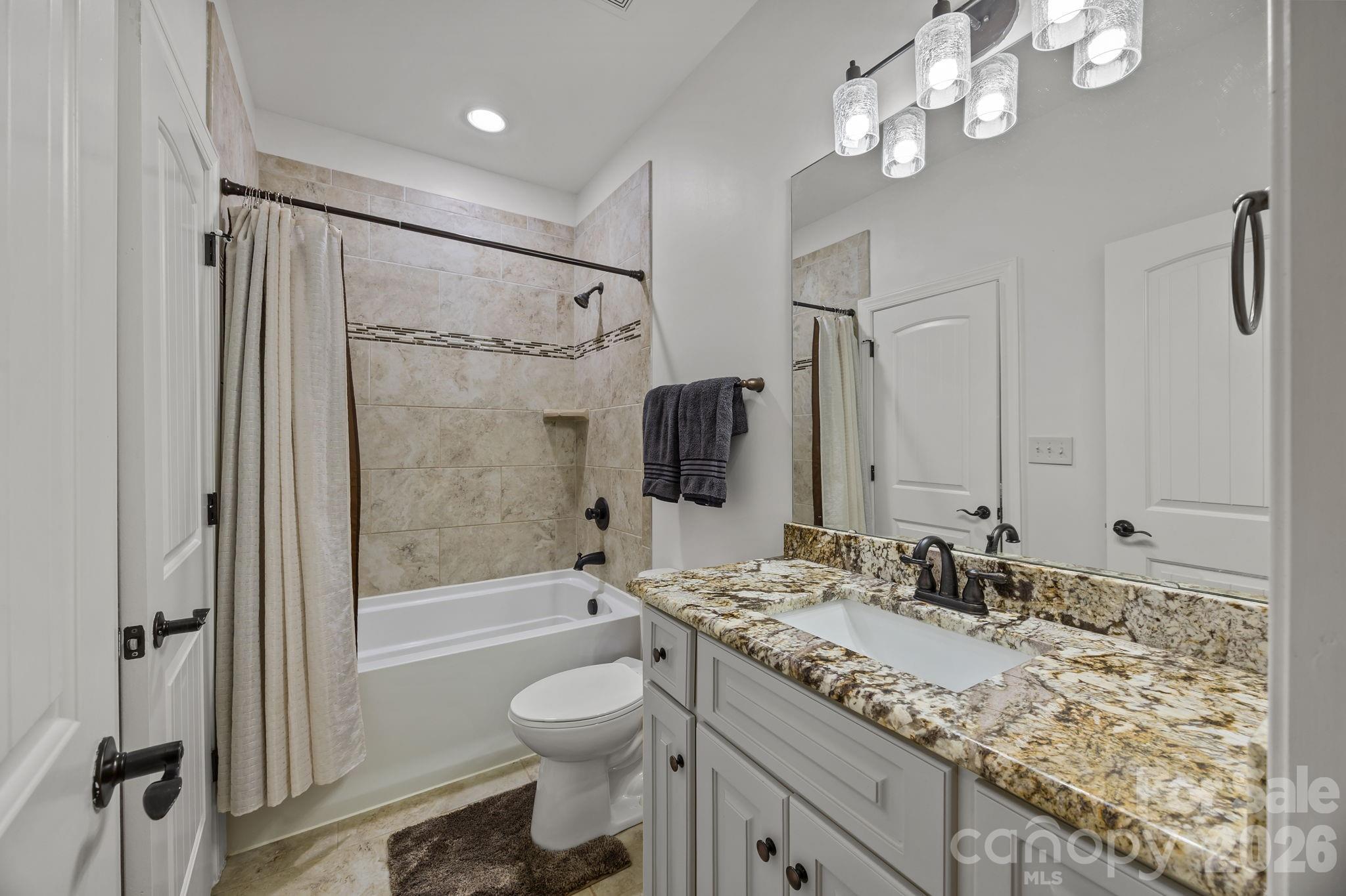 320 Barber Loop — Mooresville
