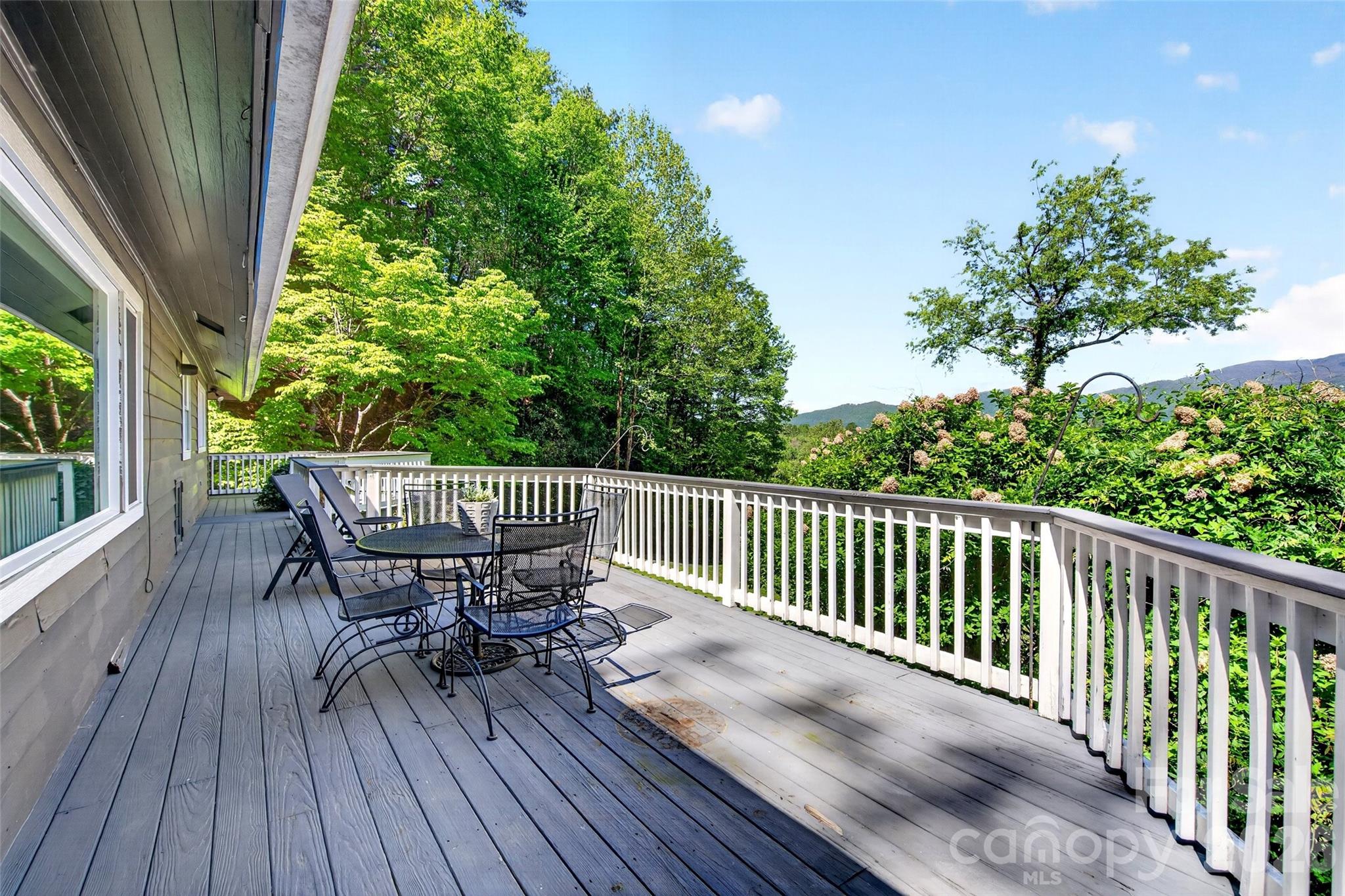 75 Old Lakey Gap Road — Black Mountain