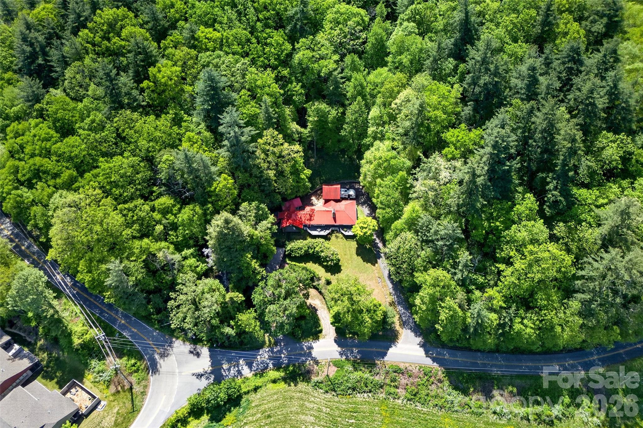 75 Old Lakey Gap Road — Black Mountain