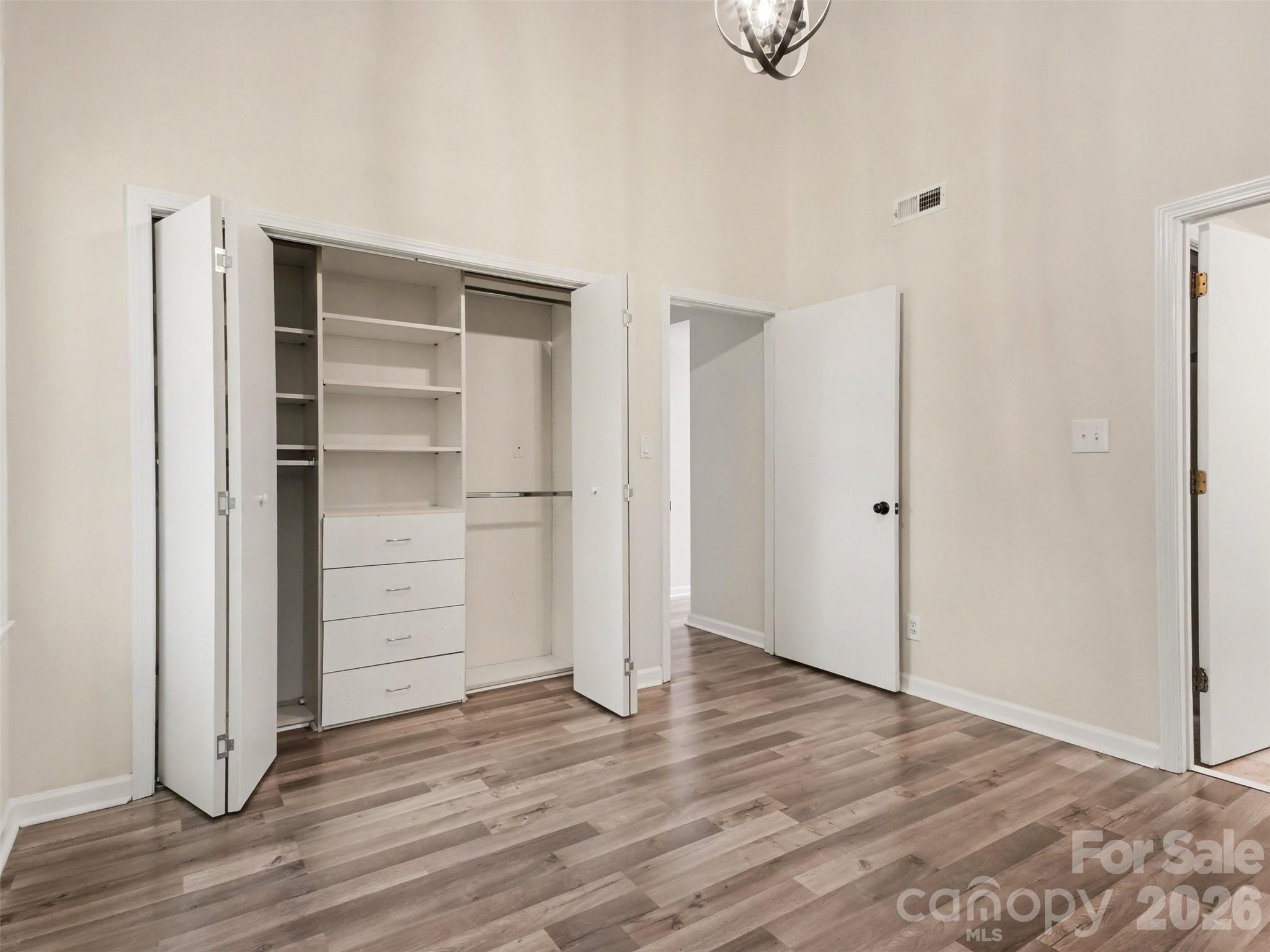 306 S Cedar Street #10 — Charlotte