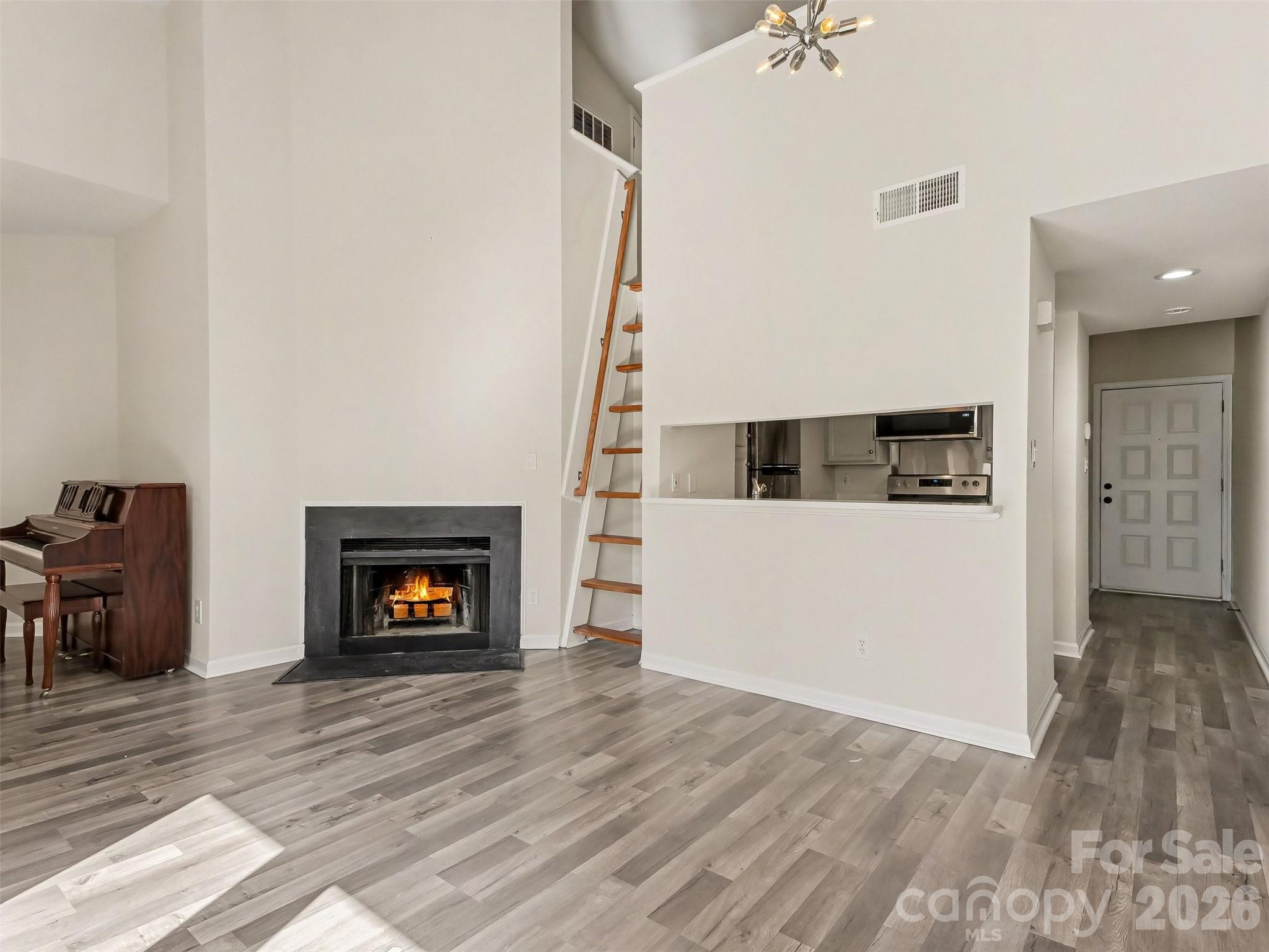 306 S Cedar Street #10 — Charlotte