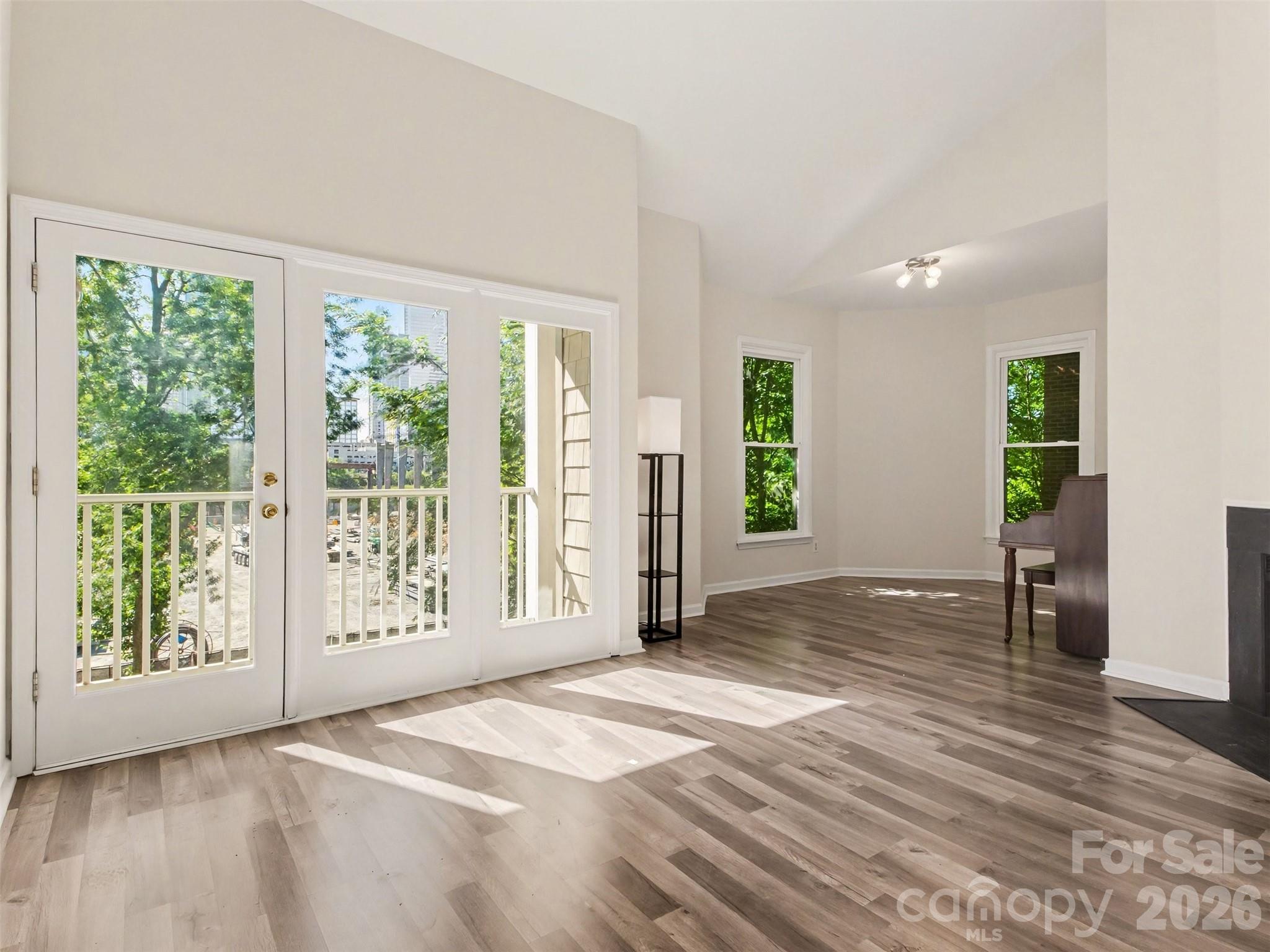 306 S Cedar Street #10 — Charlotte