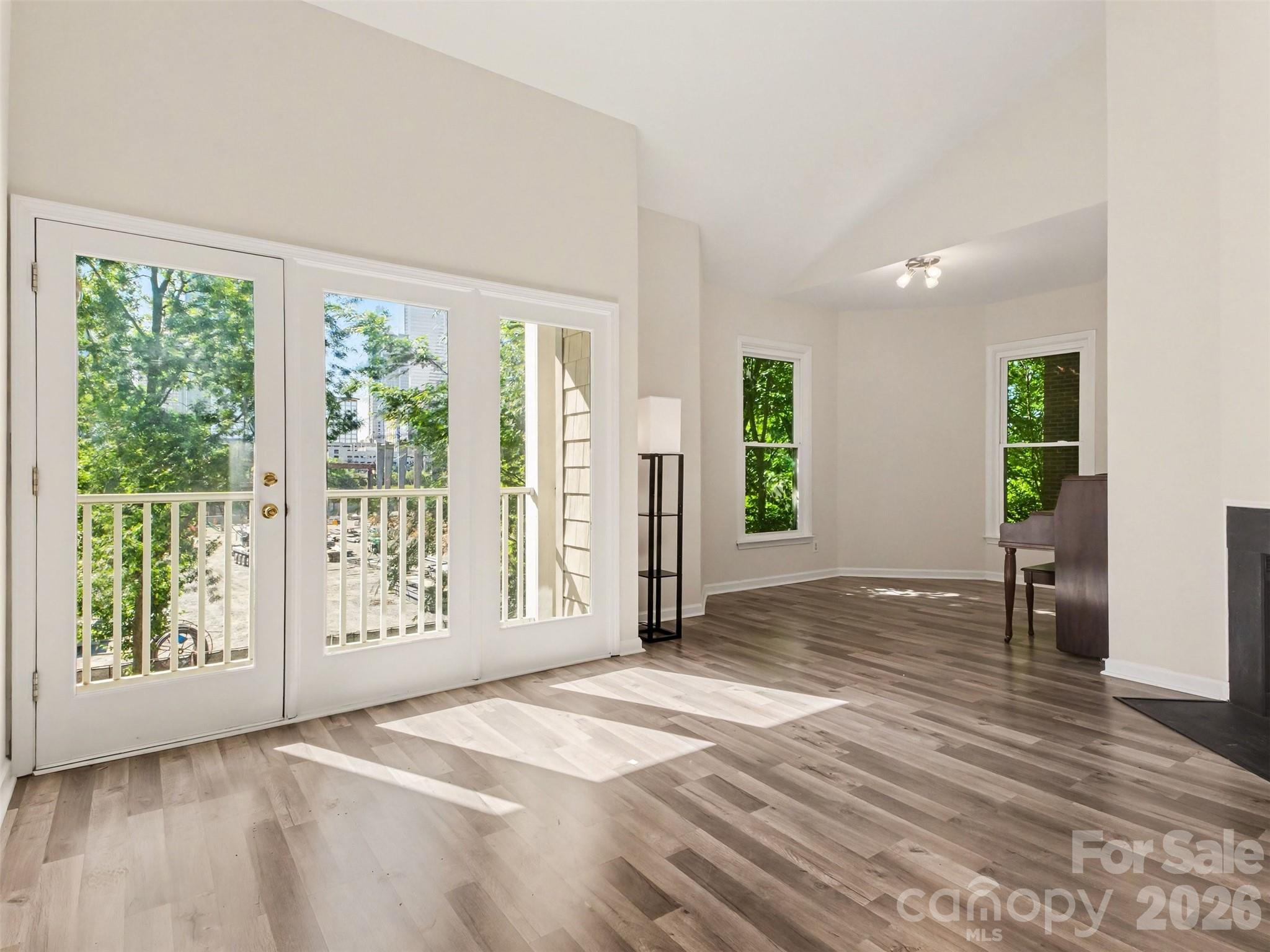 306 S Cedar Street #10 — Charlotte