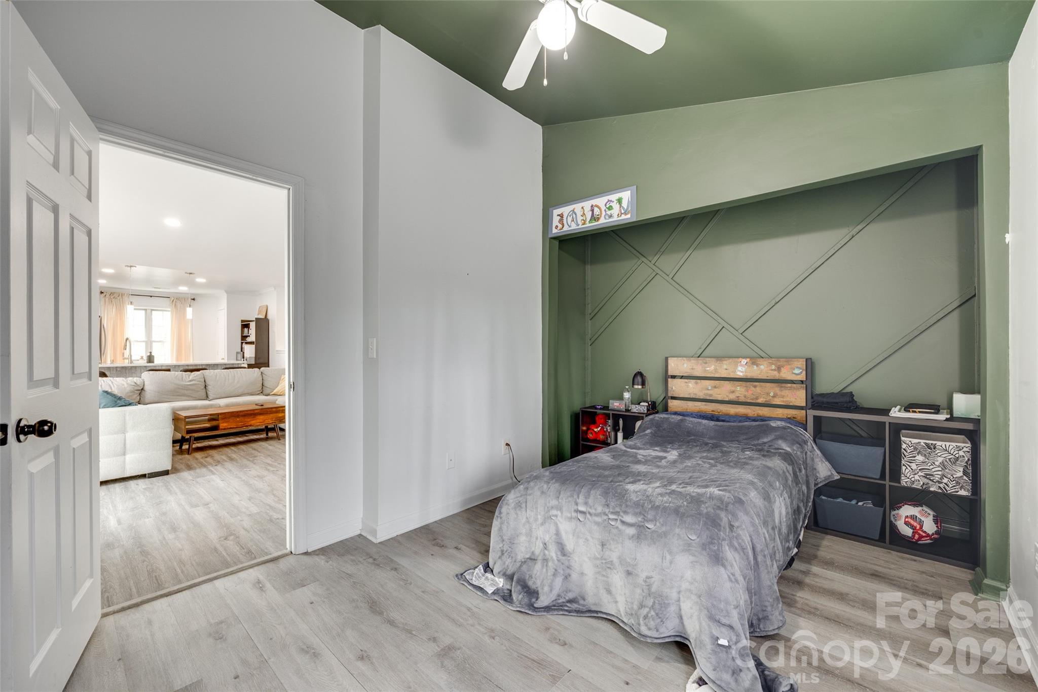 7442 Crestside Lane — Charlotte