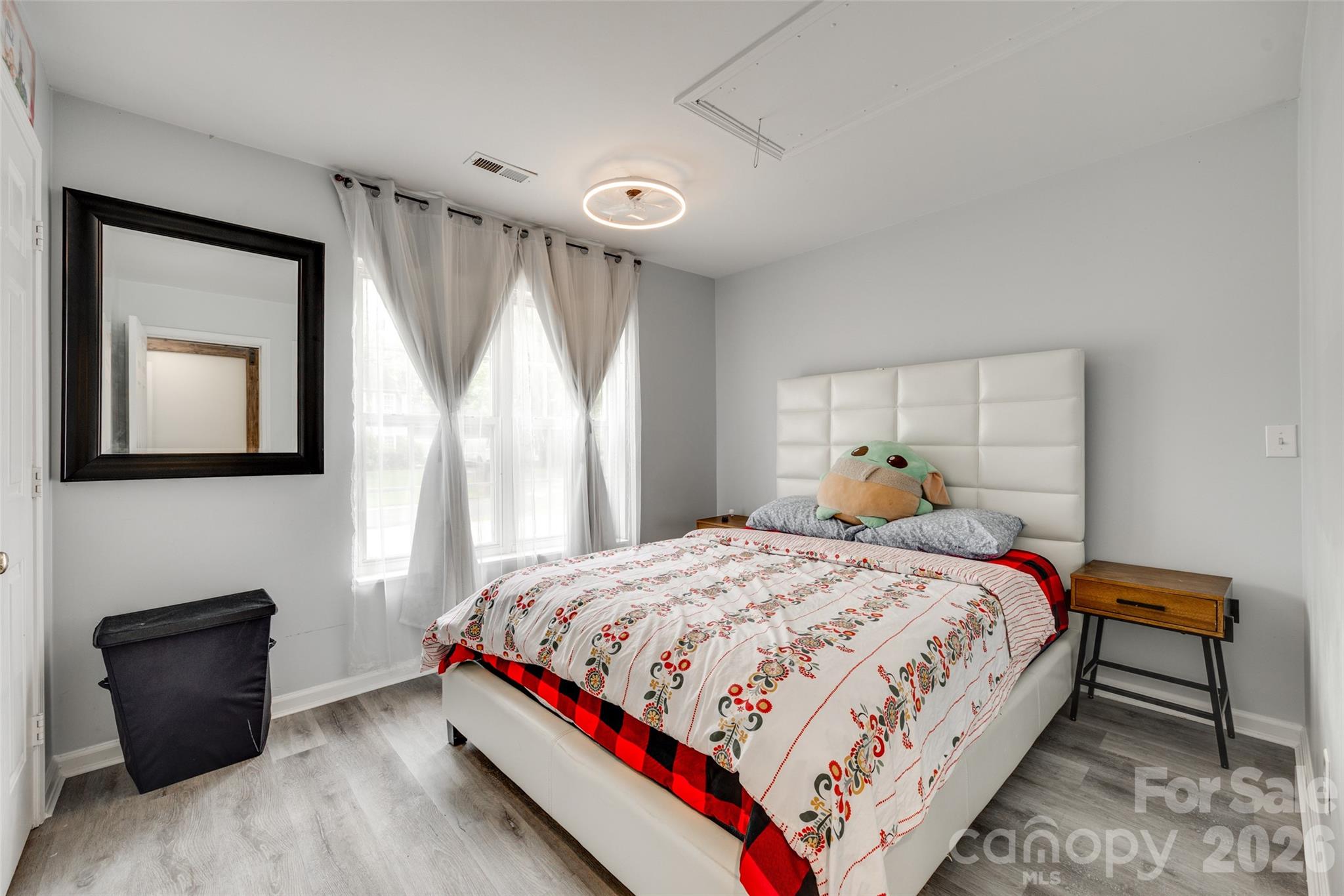 7442 Crestside Lane — Charlotte