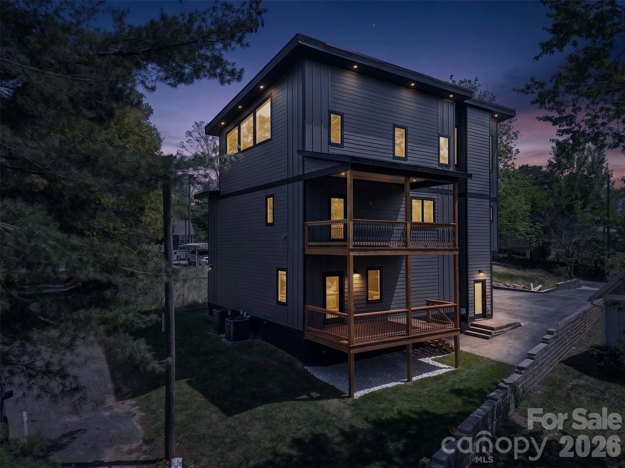 98 Downing Street — Asheville