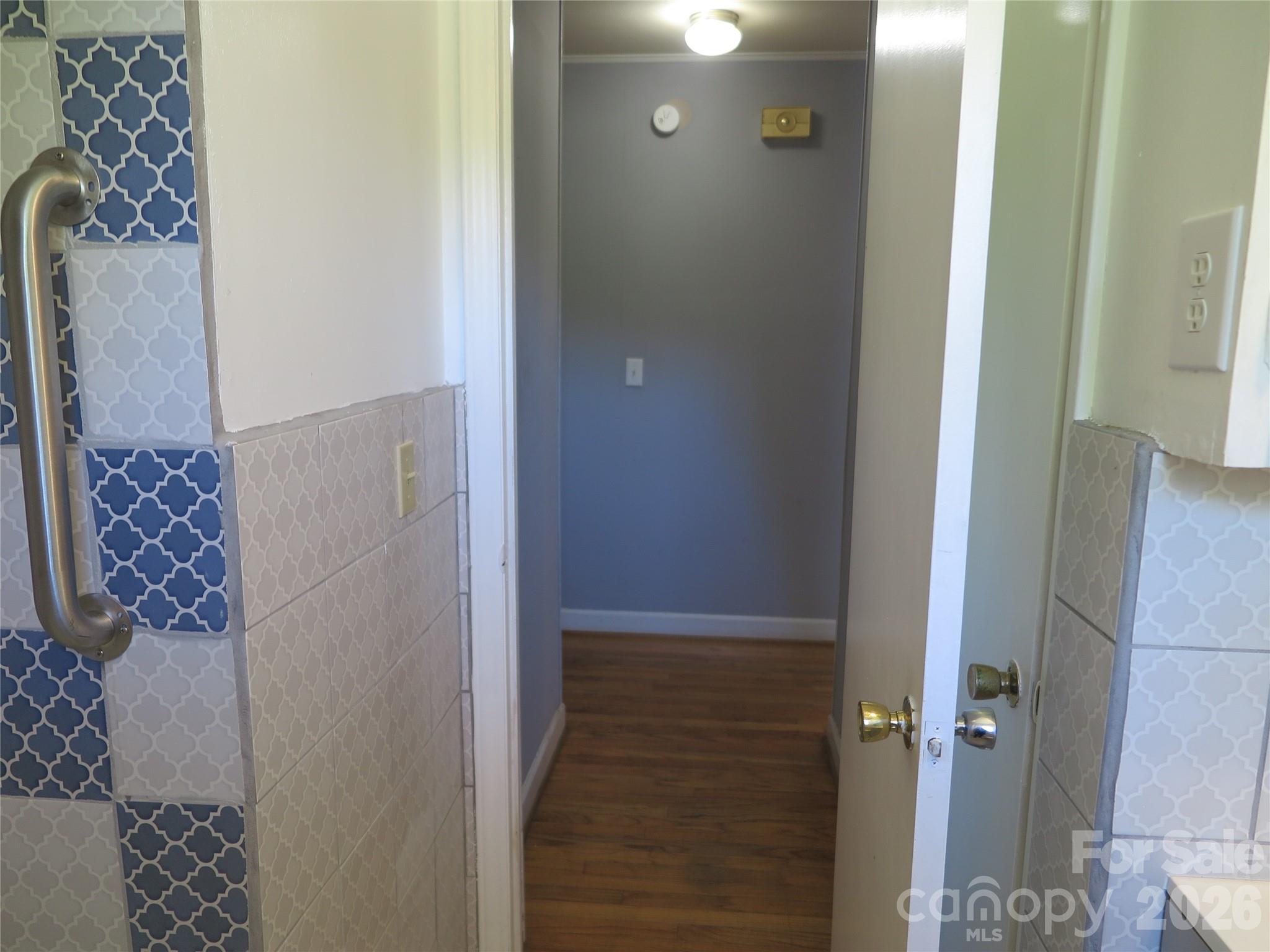 2406 Easton Drive — Shelby
