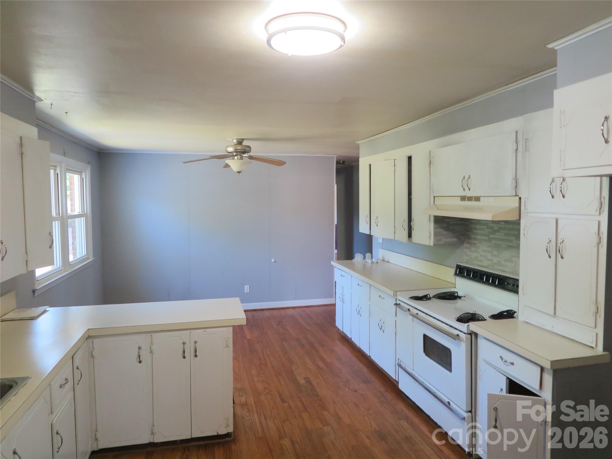 2406 Easton Drive — Shelby