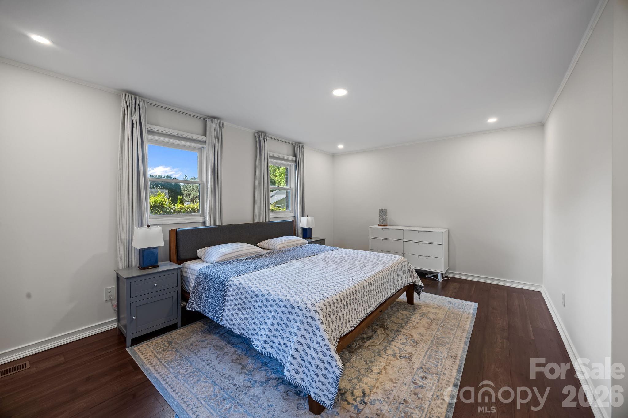 3030 Lydia Lane — Newton