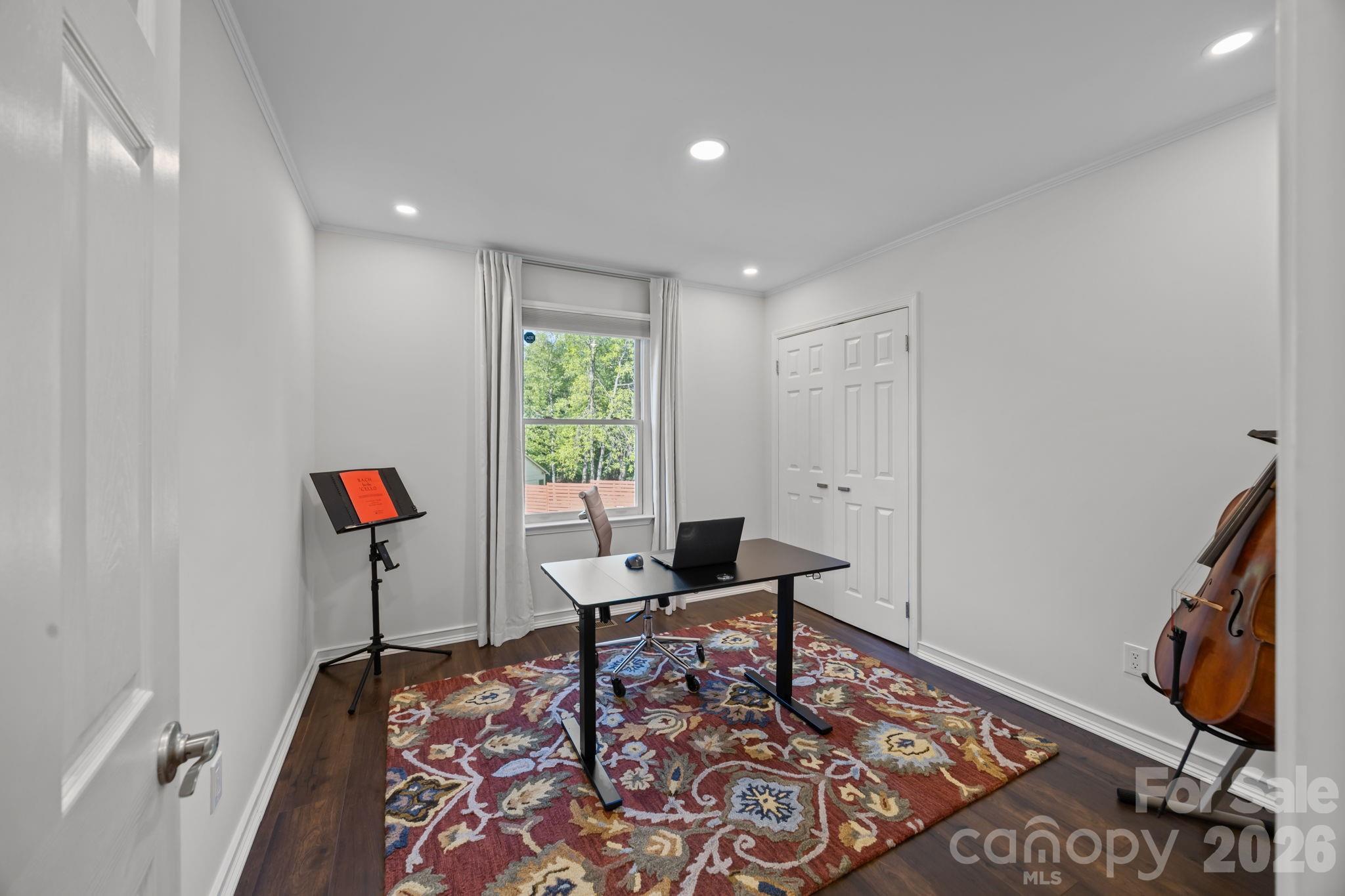 3030 Lydia Lane — Newton