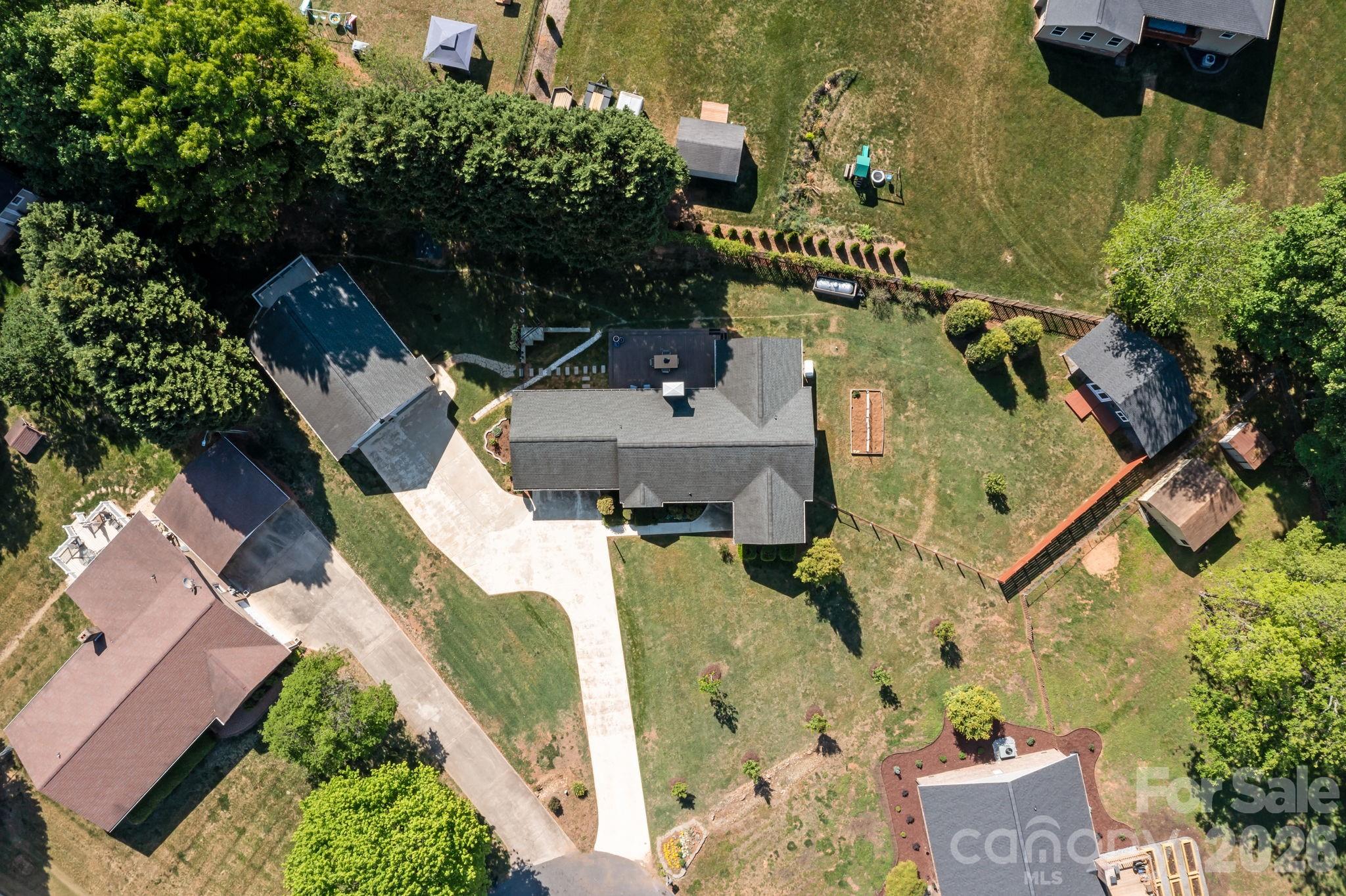 3030 Lydia Lane — Newton