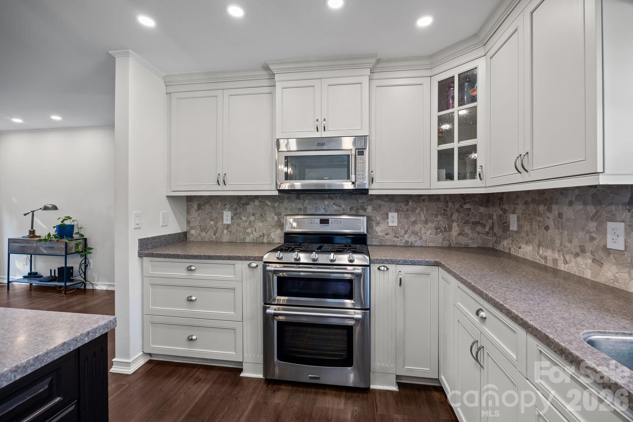 3030 Lydia Lane — Newton