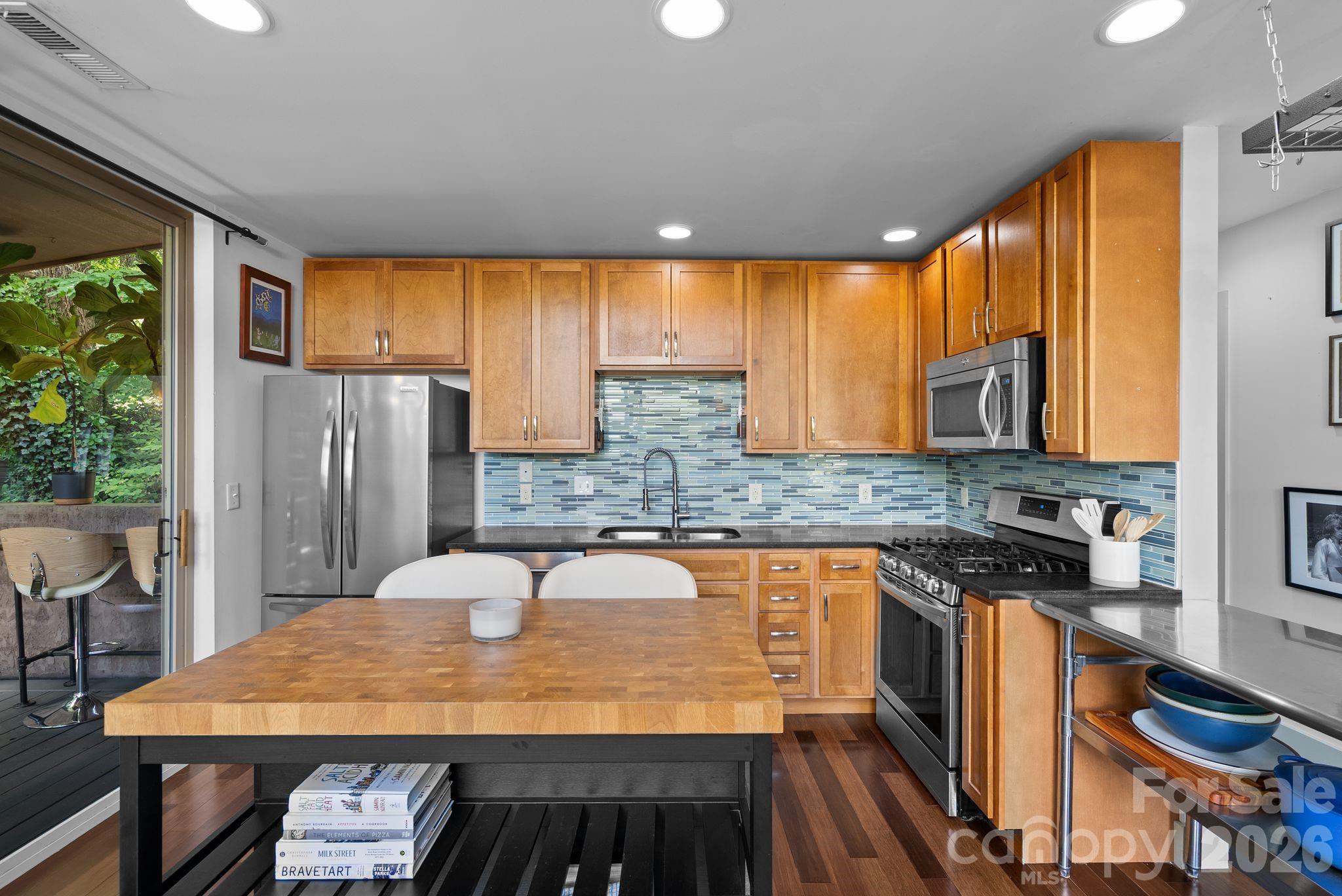 49 Greeley Street — Asheville
