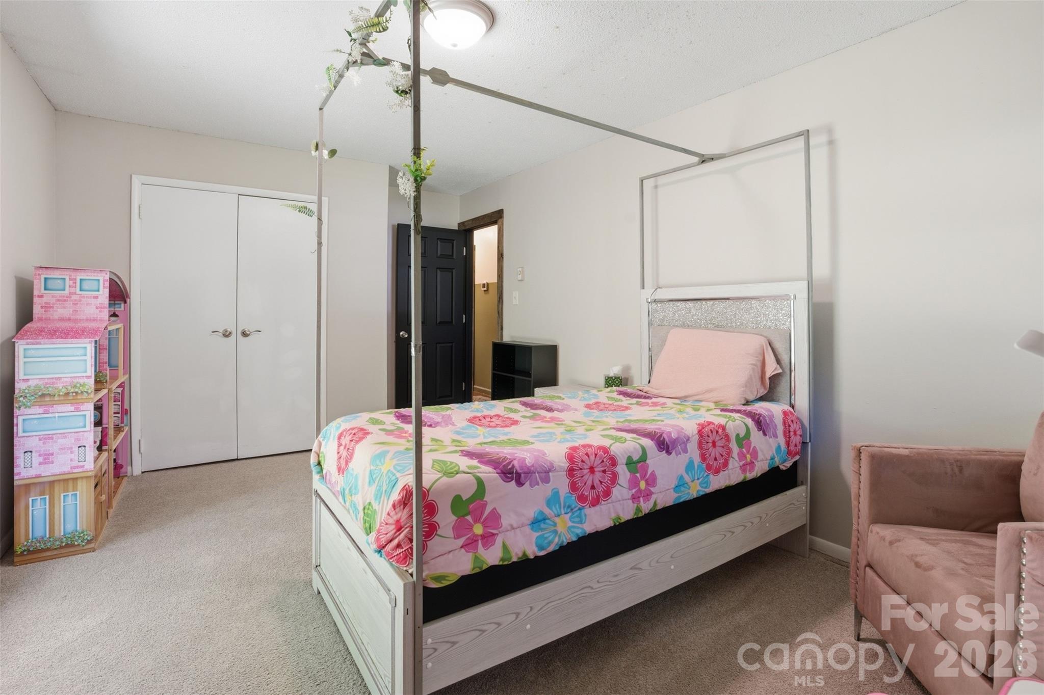 125 Mimosa Road — Statesville