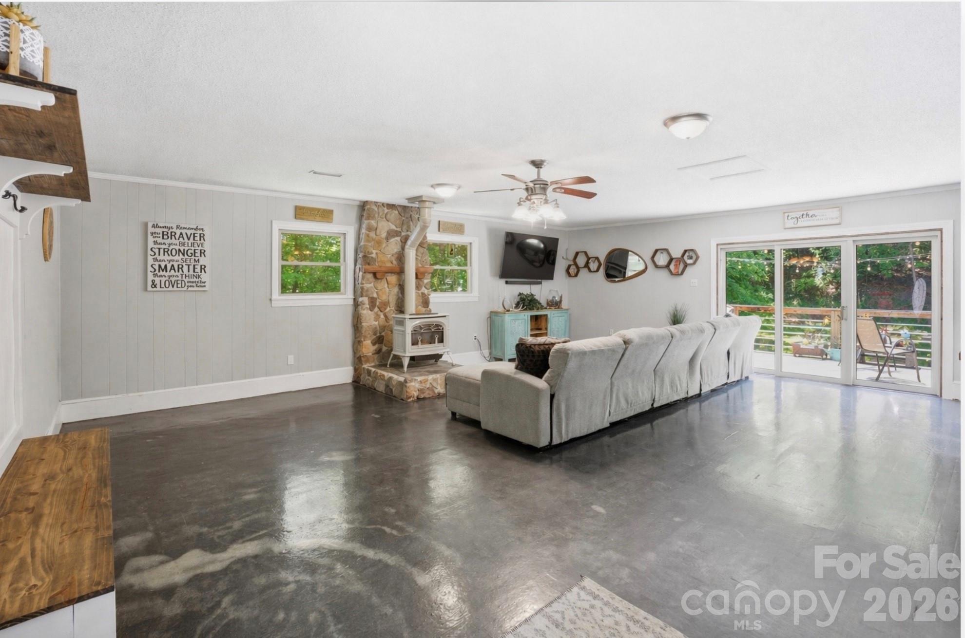 125 Mimosa Road — Statesville