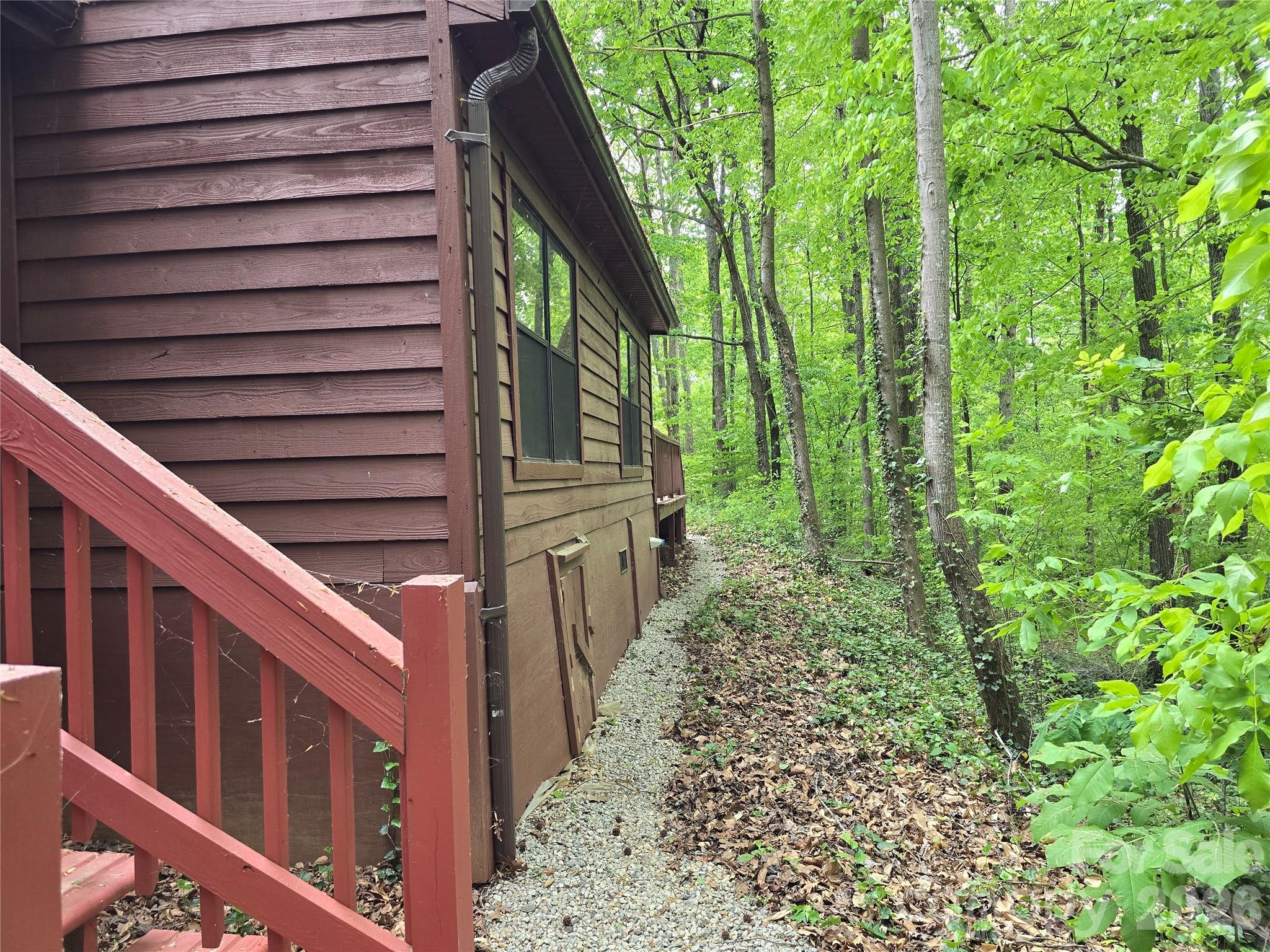 162 Pineridge Drive — Mooresville