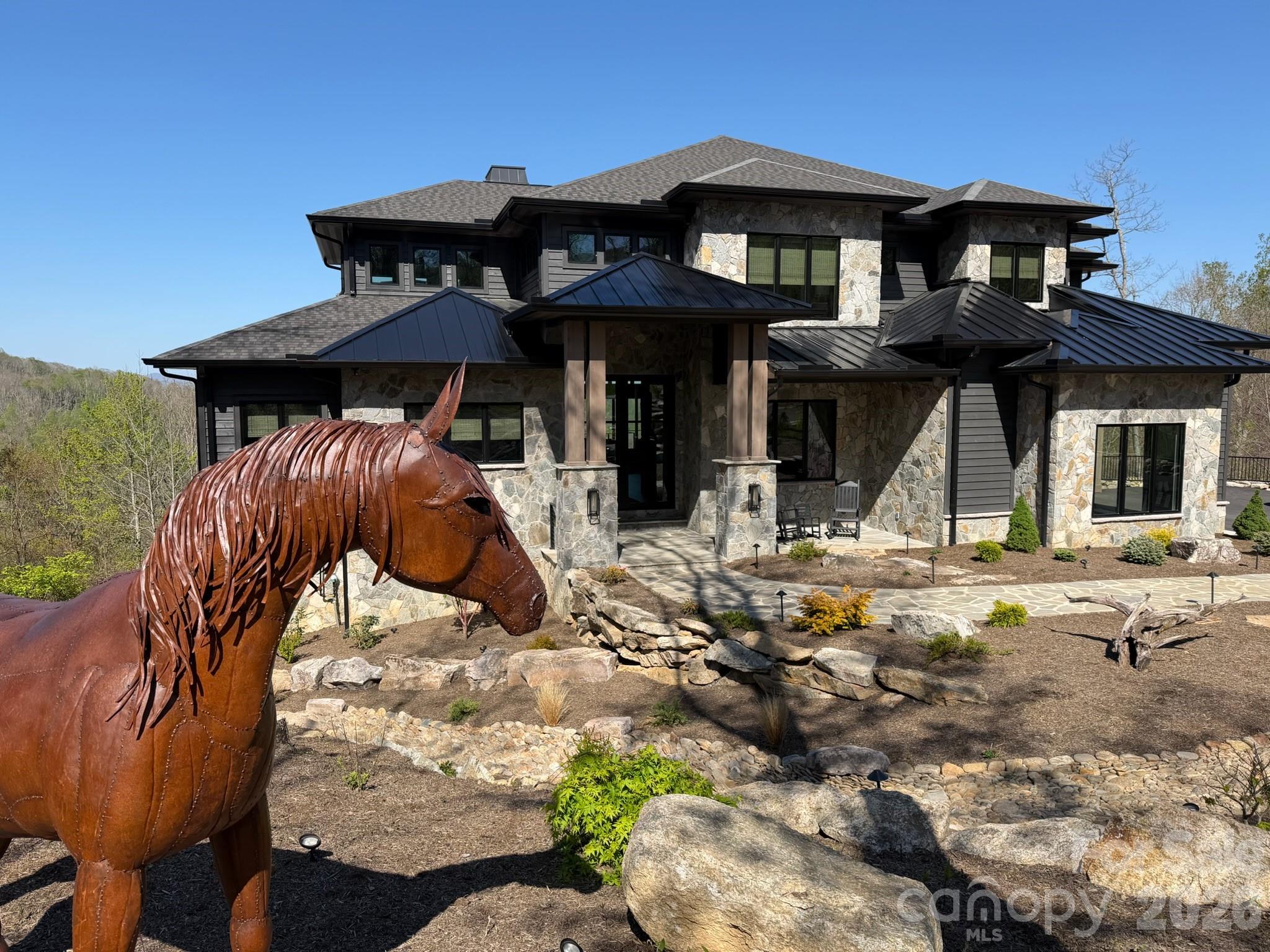 270 Osprey Drive — Banner Elk