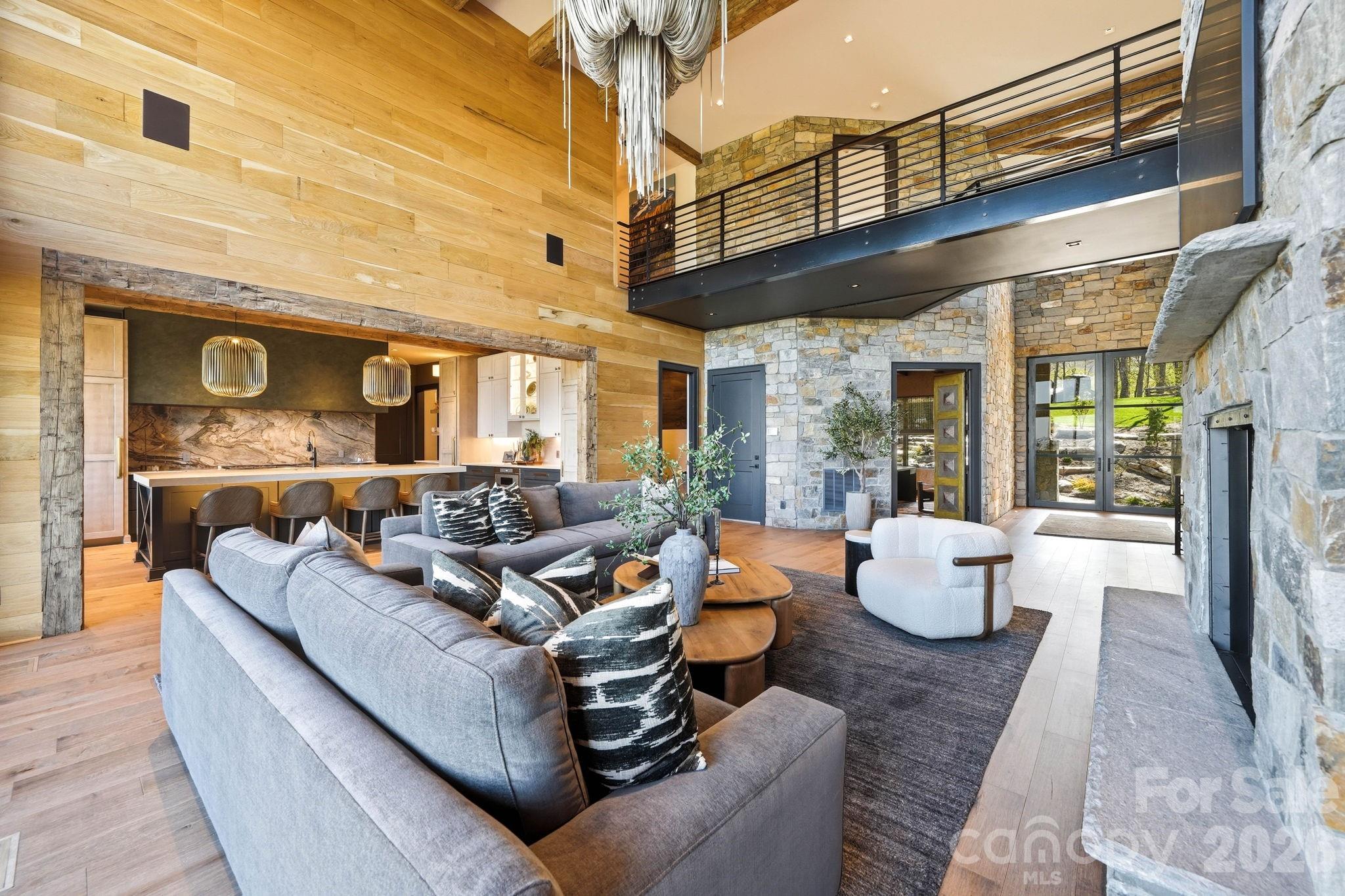 270 Osprey Drive — Banner Elk