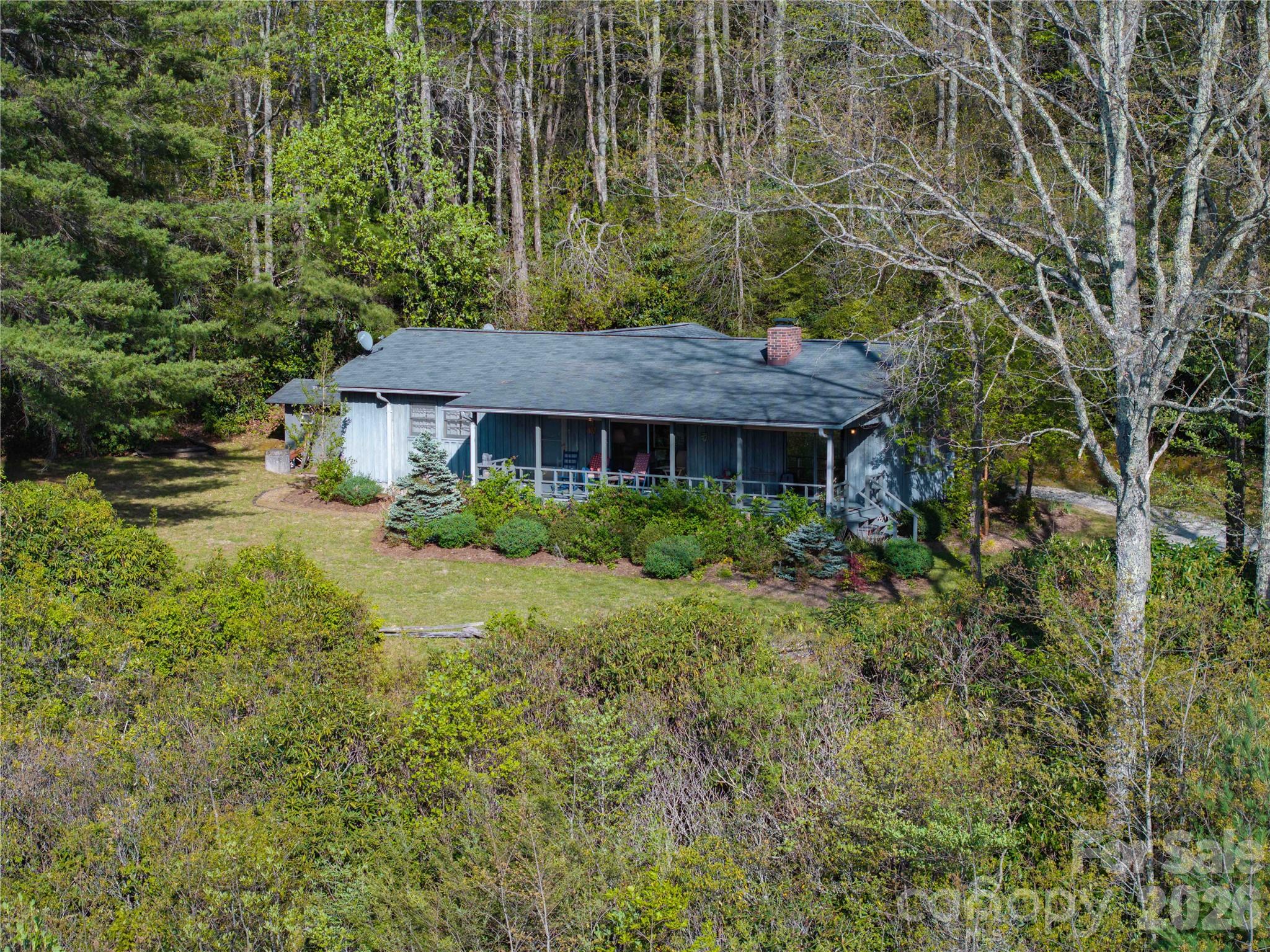 1412 N Bearwallow Road — Fletcher